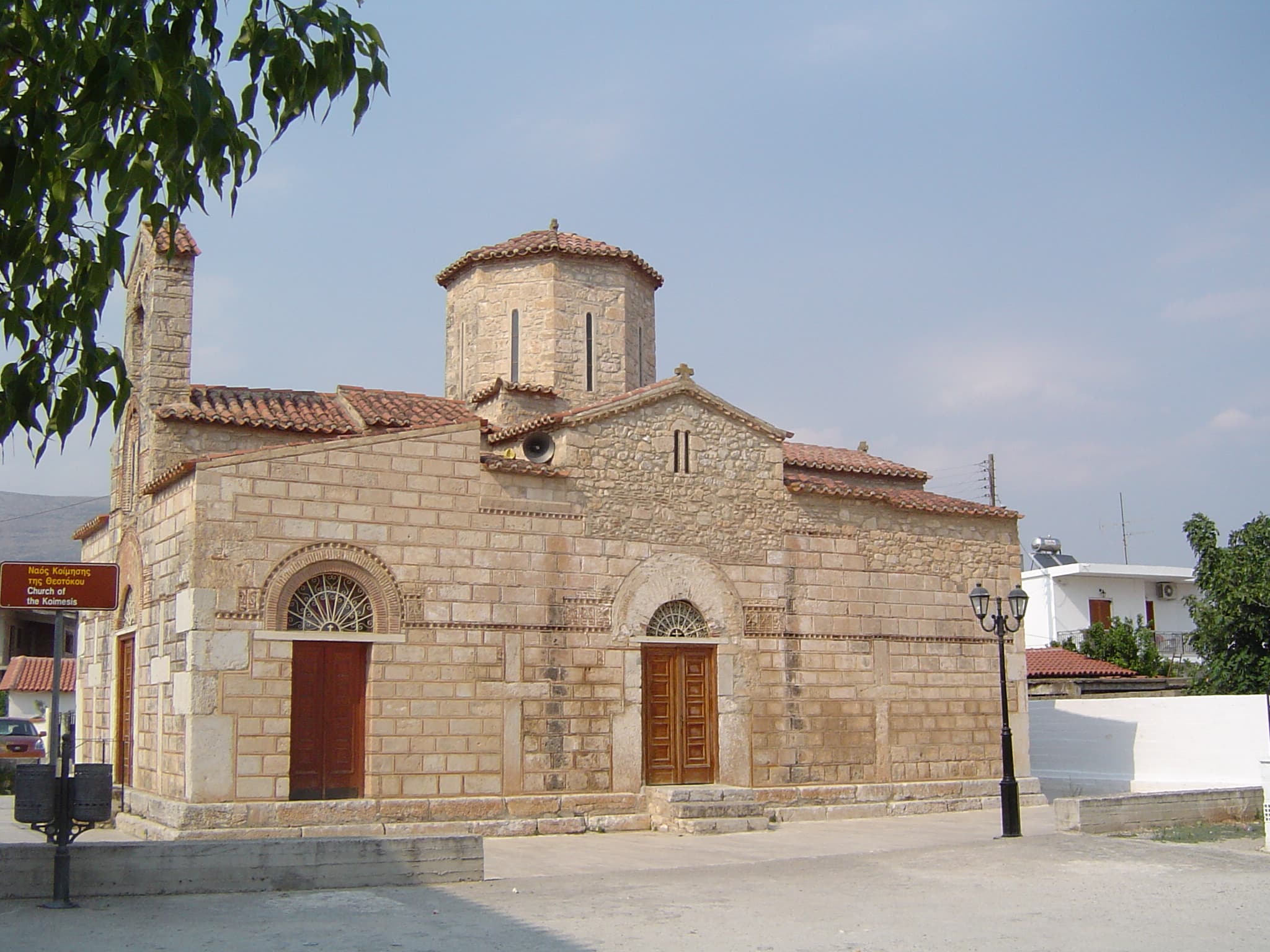 Church of the Virgin (Neo Ireo)