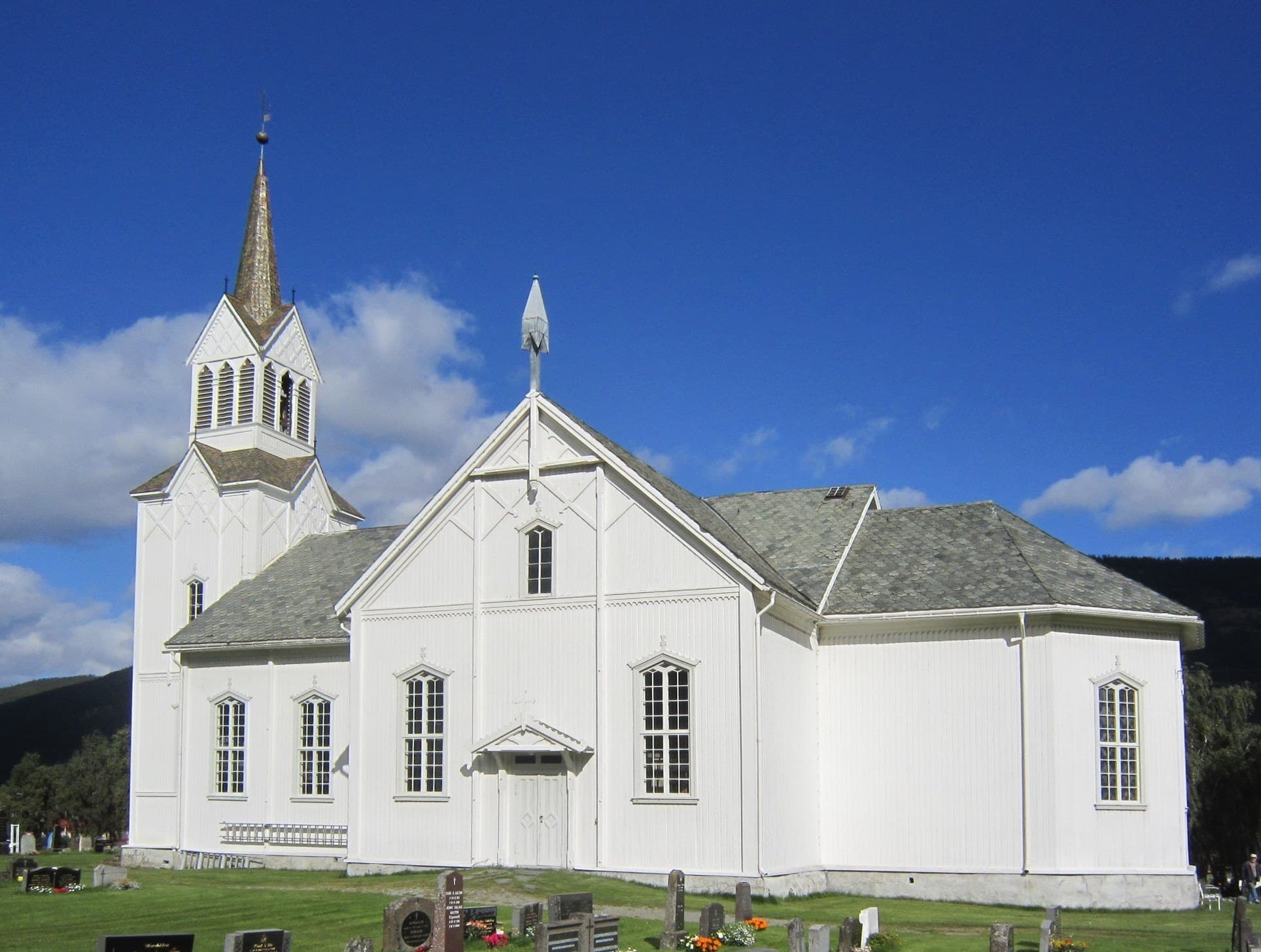 Nes Church