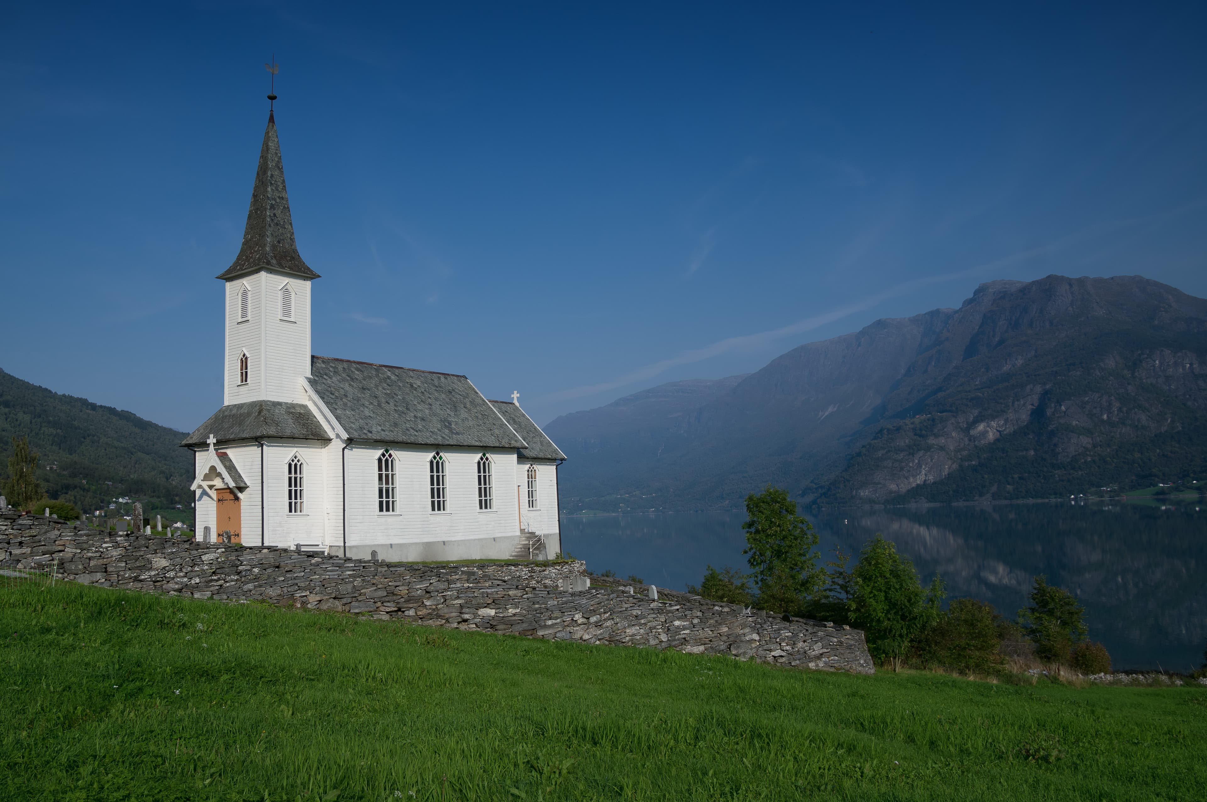 Nes Church