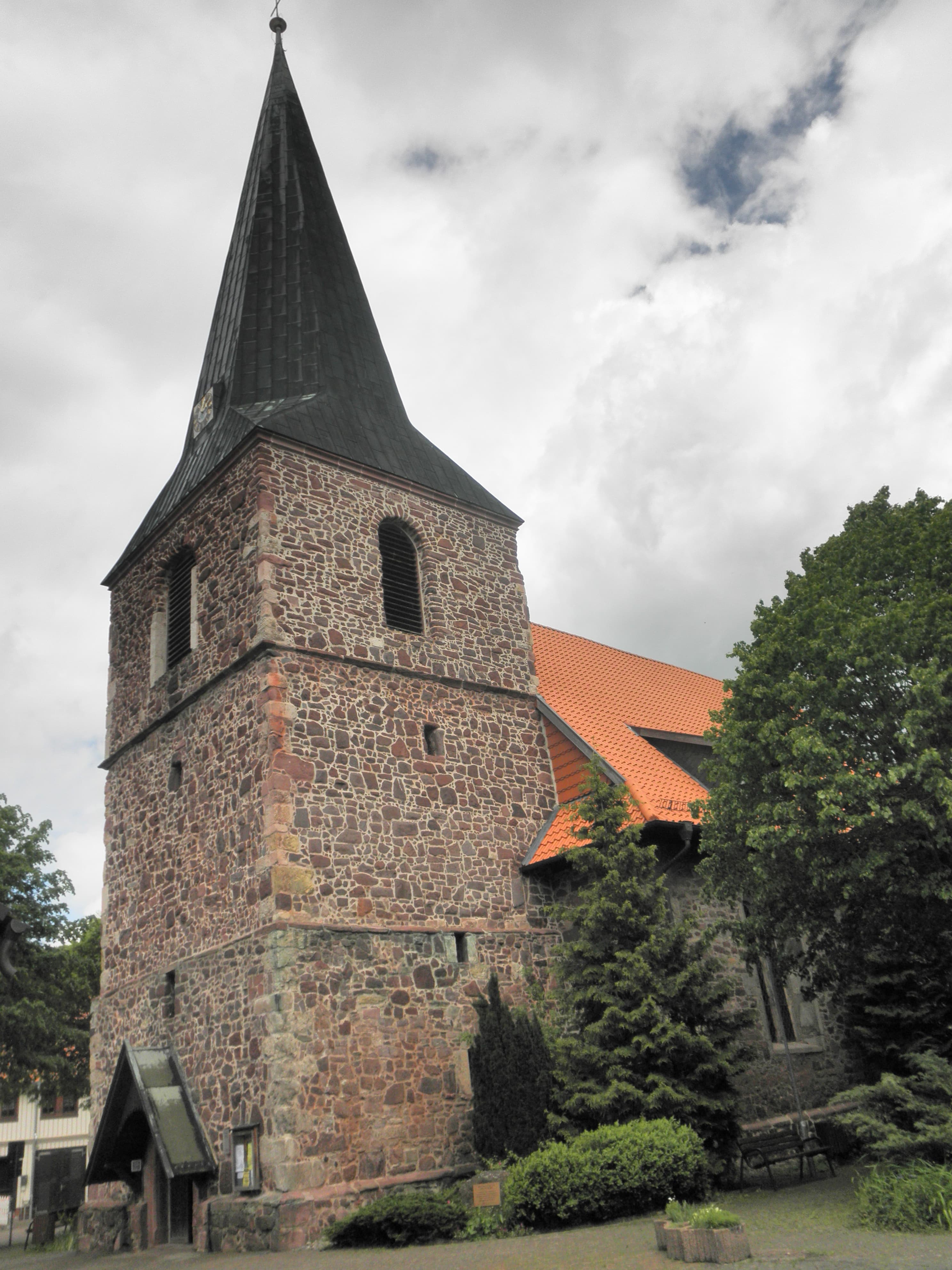St. Georg (Neustadt)