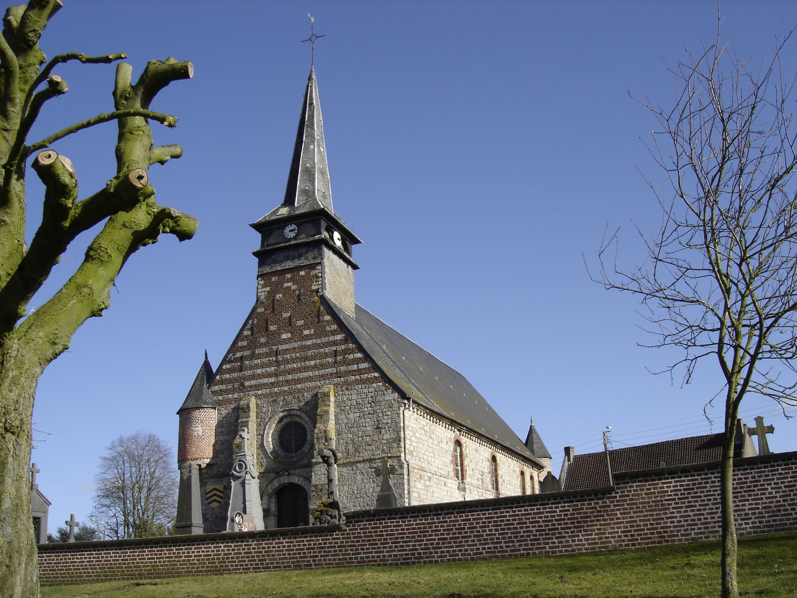 Église Sainte-Elisabeth de Neuville-en-Avesnois