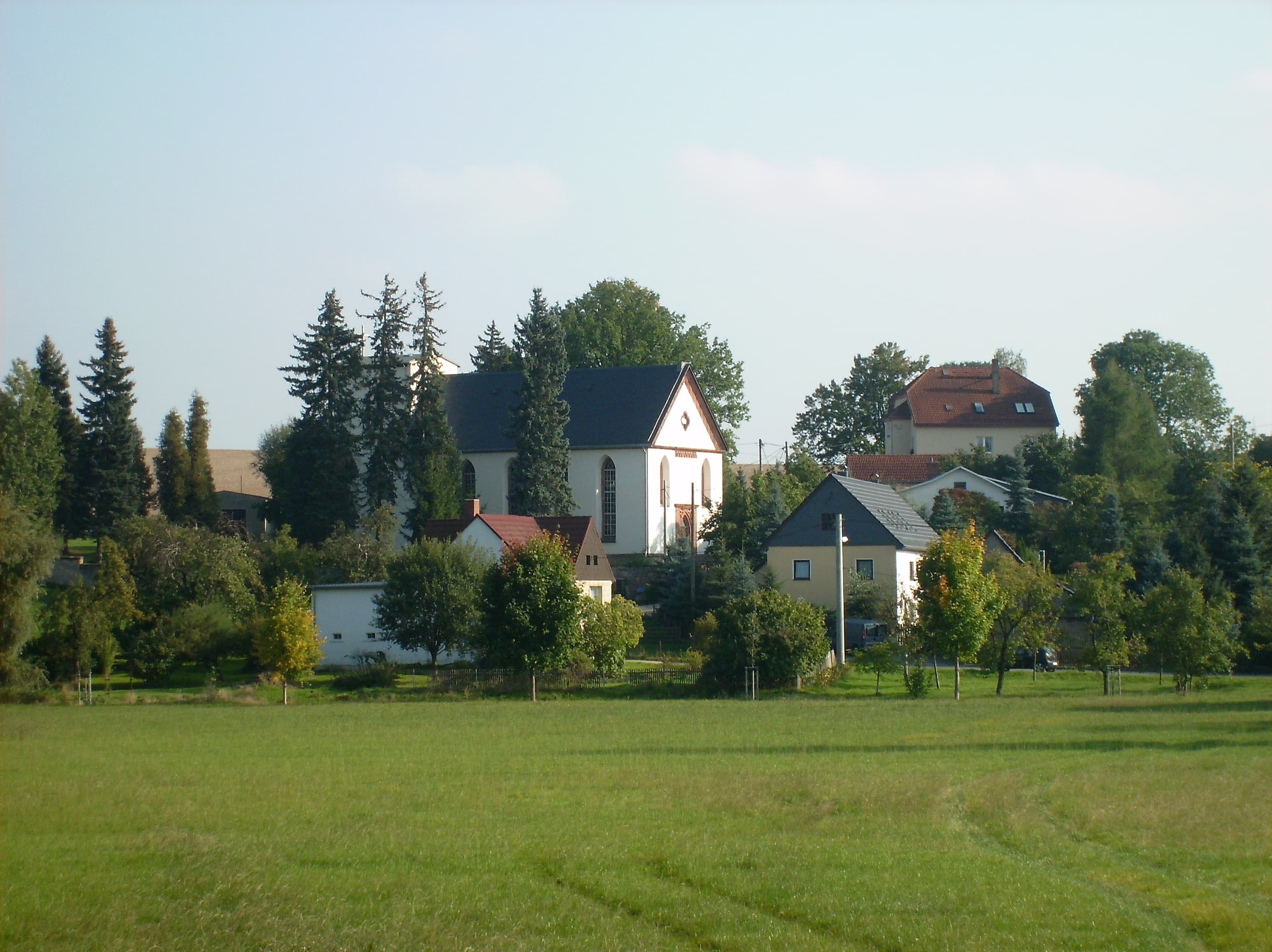Kirche Niederwiera