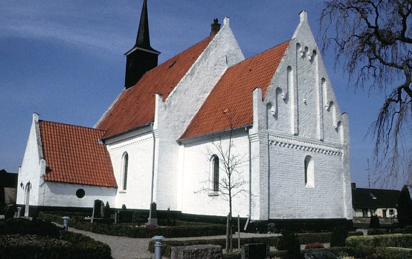 Maglebrænde Church