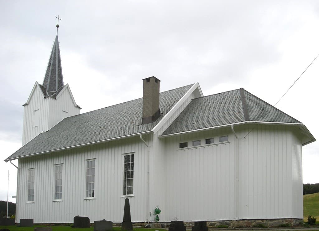 Nordskogbygda Church