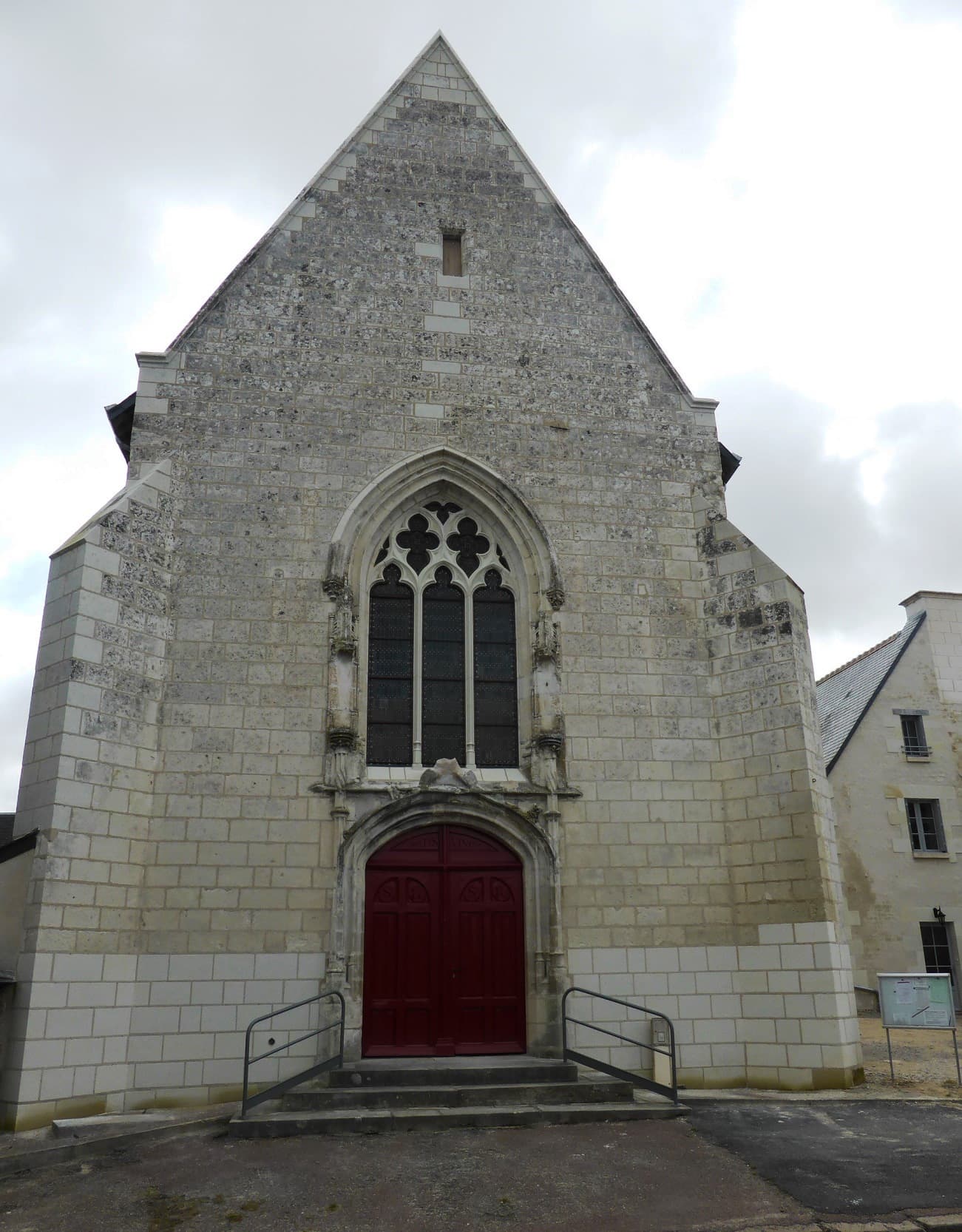 Église Saint-Léger de Nouâtre