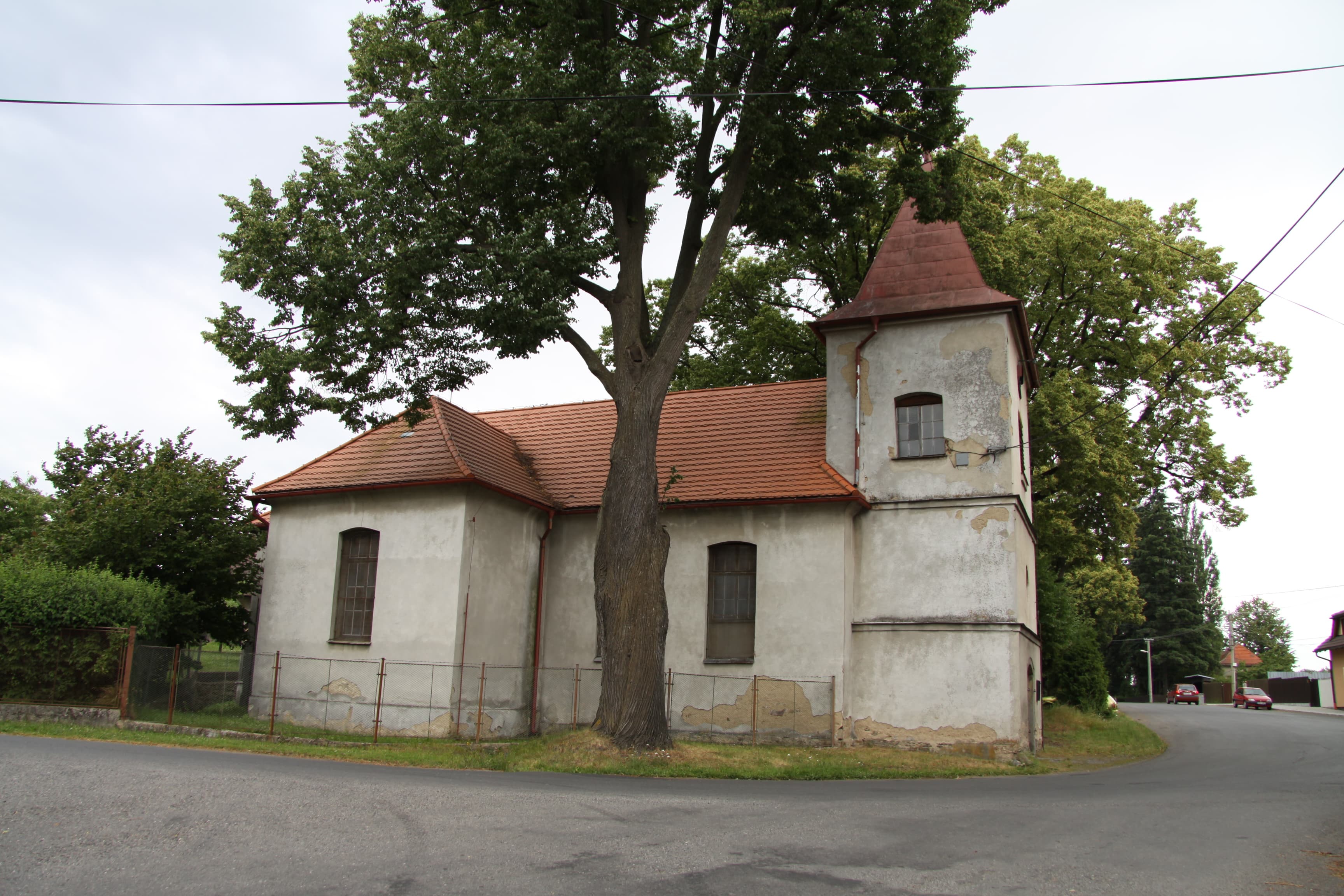 Church of Saints Simon and Jude (Obecnice)