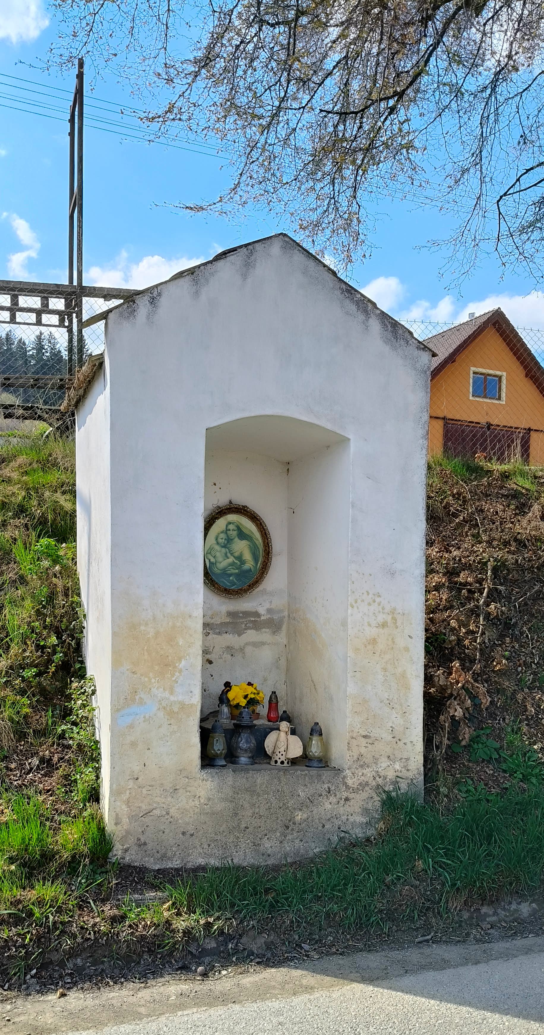 niche chapel Omlenice
