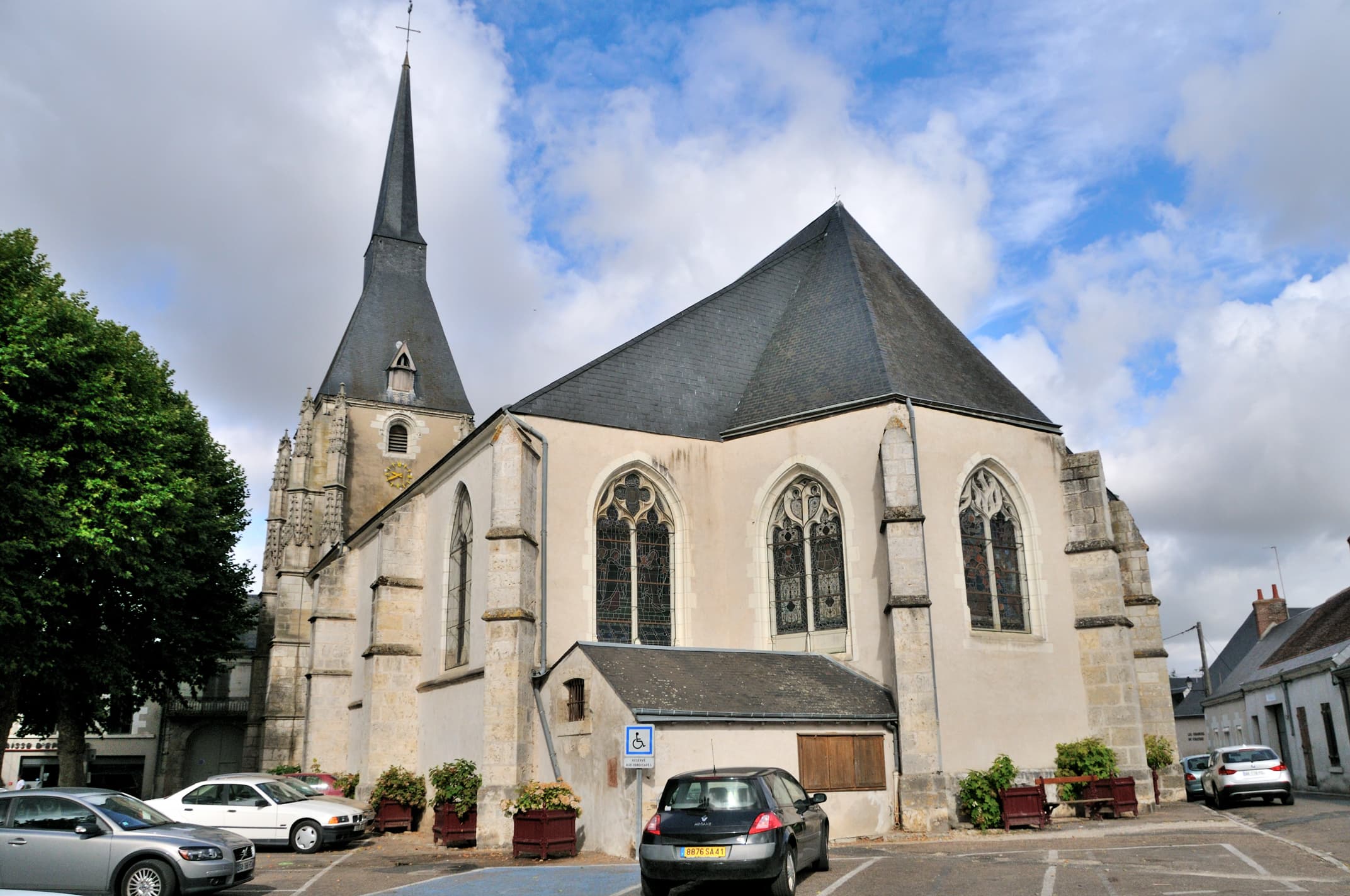 Église Saint-Gervais-et-Saint-Protais d'Onzain