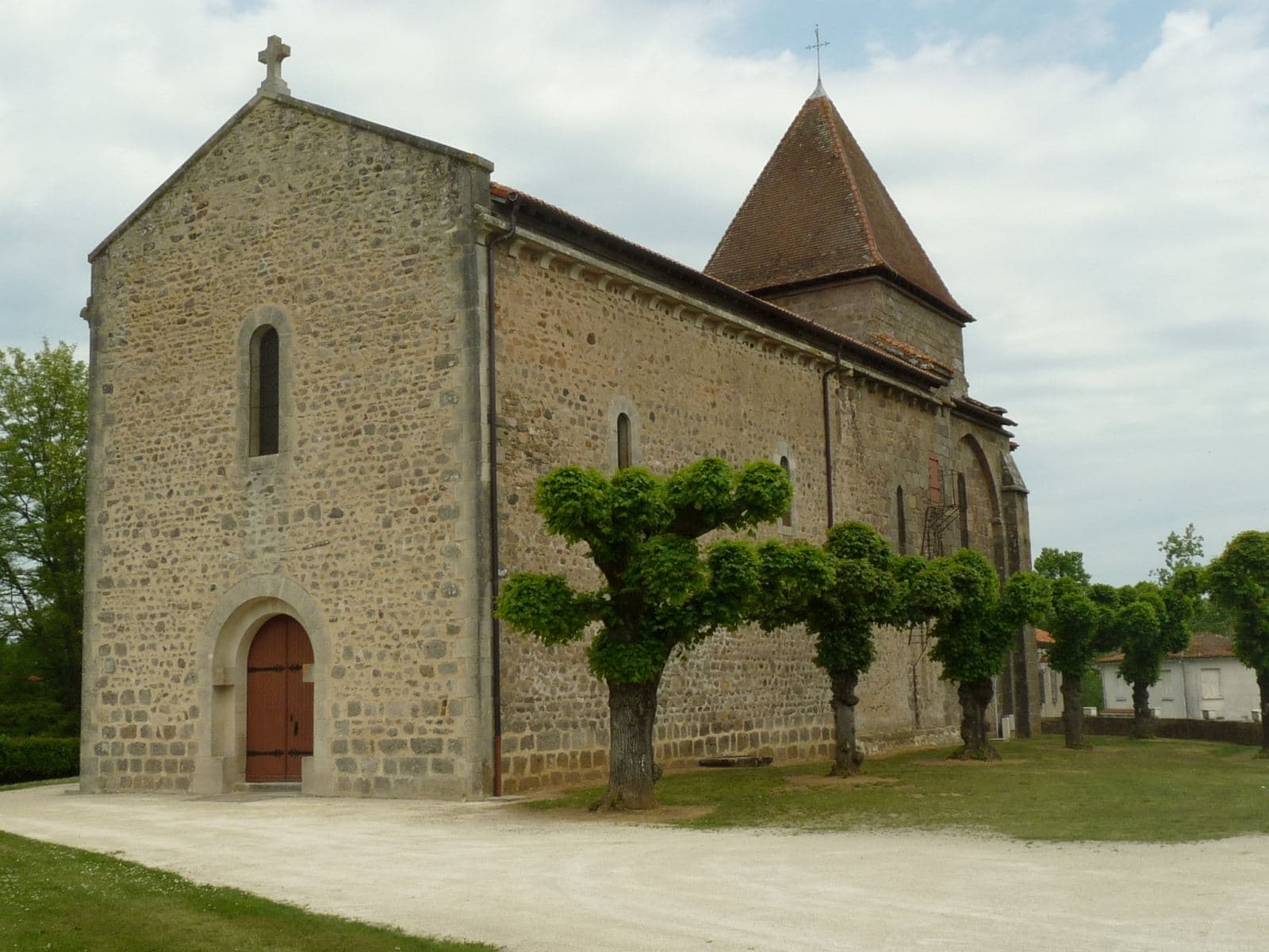 église Saint-Martin d'Oradour-Fanais