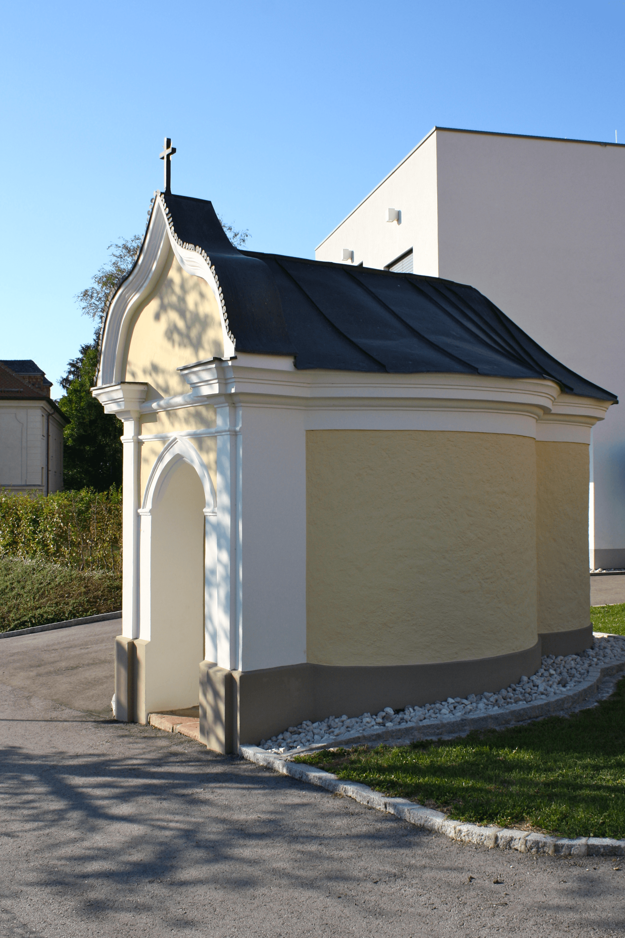 Kapelle Alte Volksschule, Ostermiething