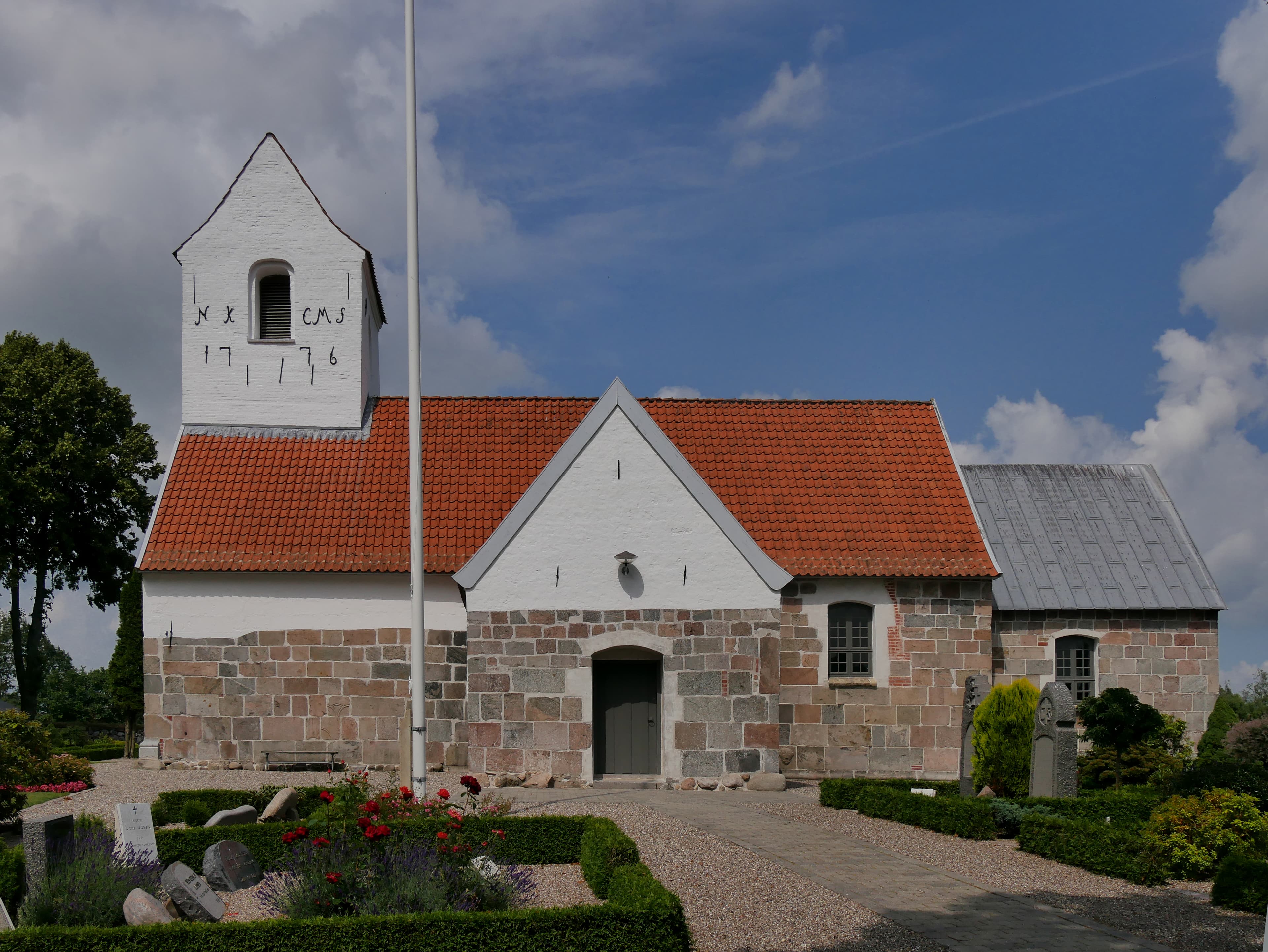 Oue Church