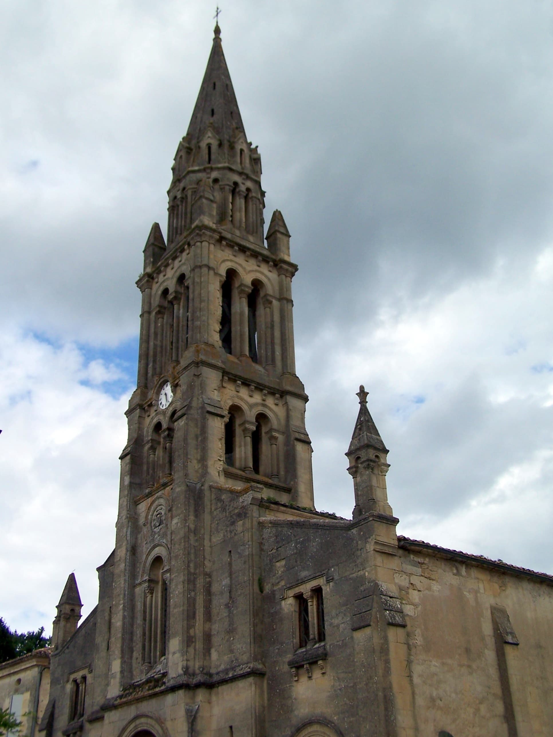 église Saint-Hilaire de Paillet