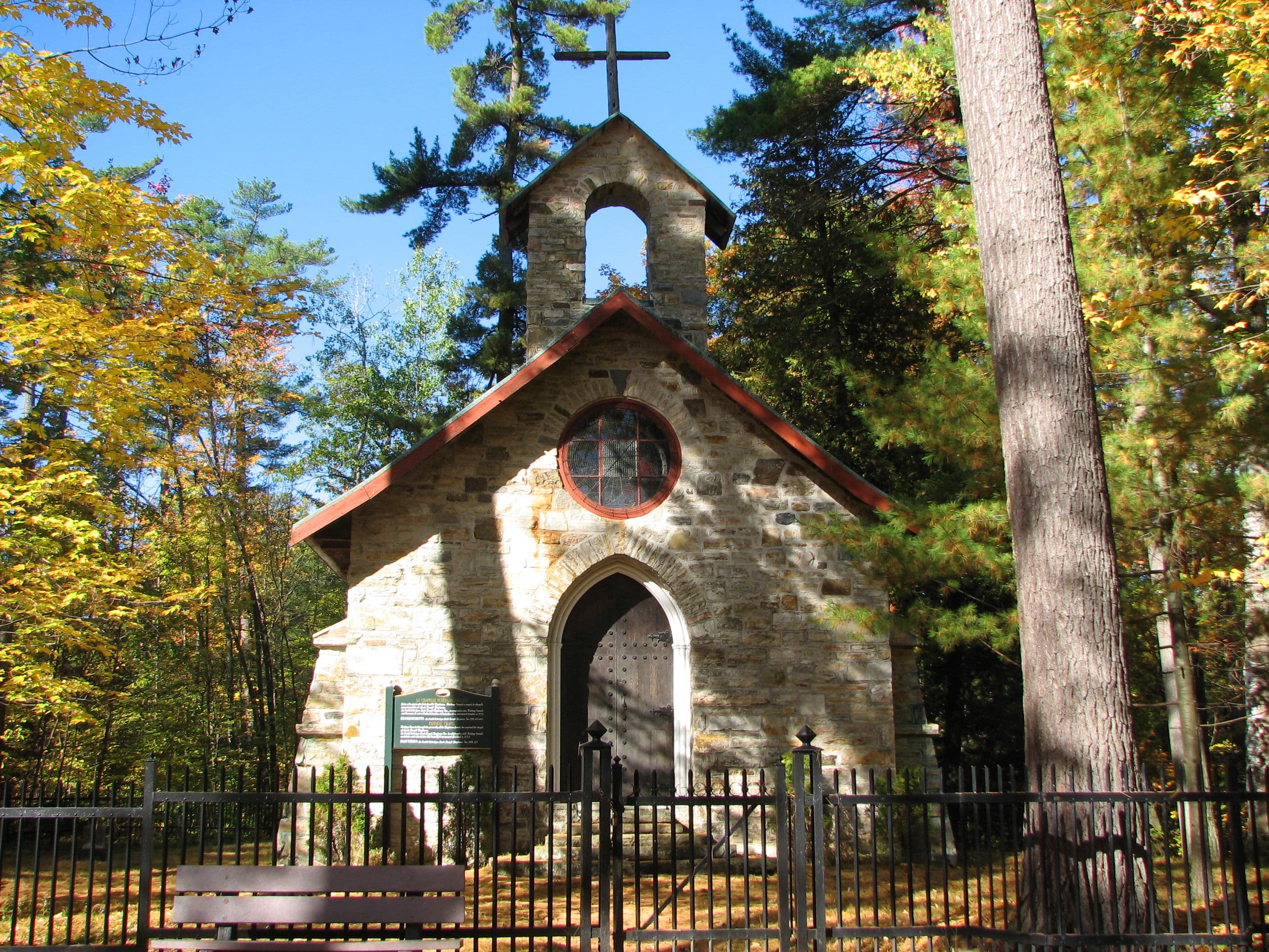 Louis-Joseph-Papineau Funeral Chapel