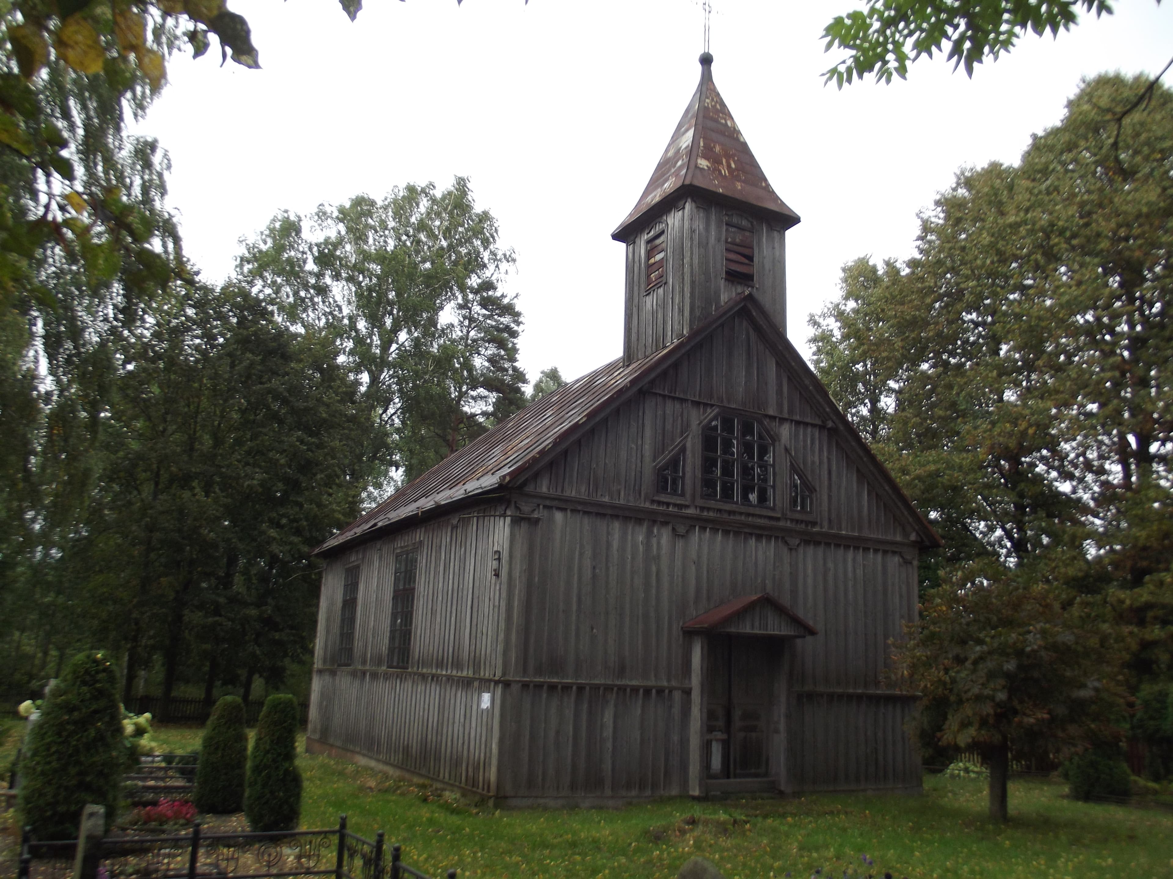 Chapel in Parausių