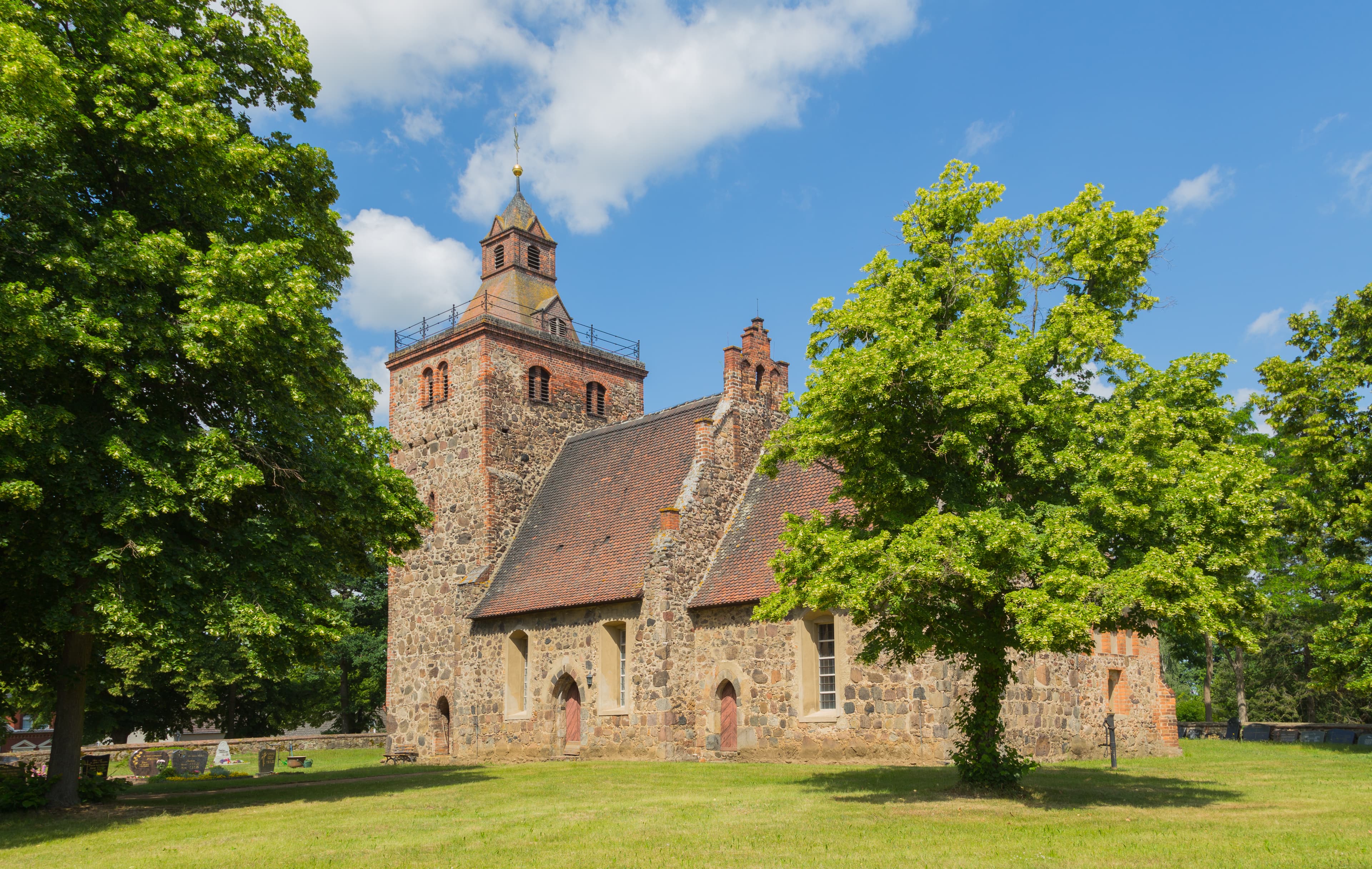 Dorfkirche Paserin