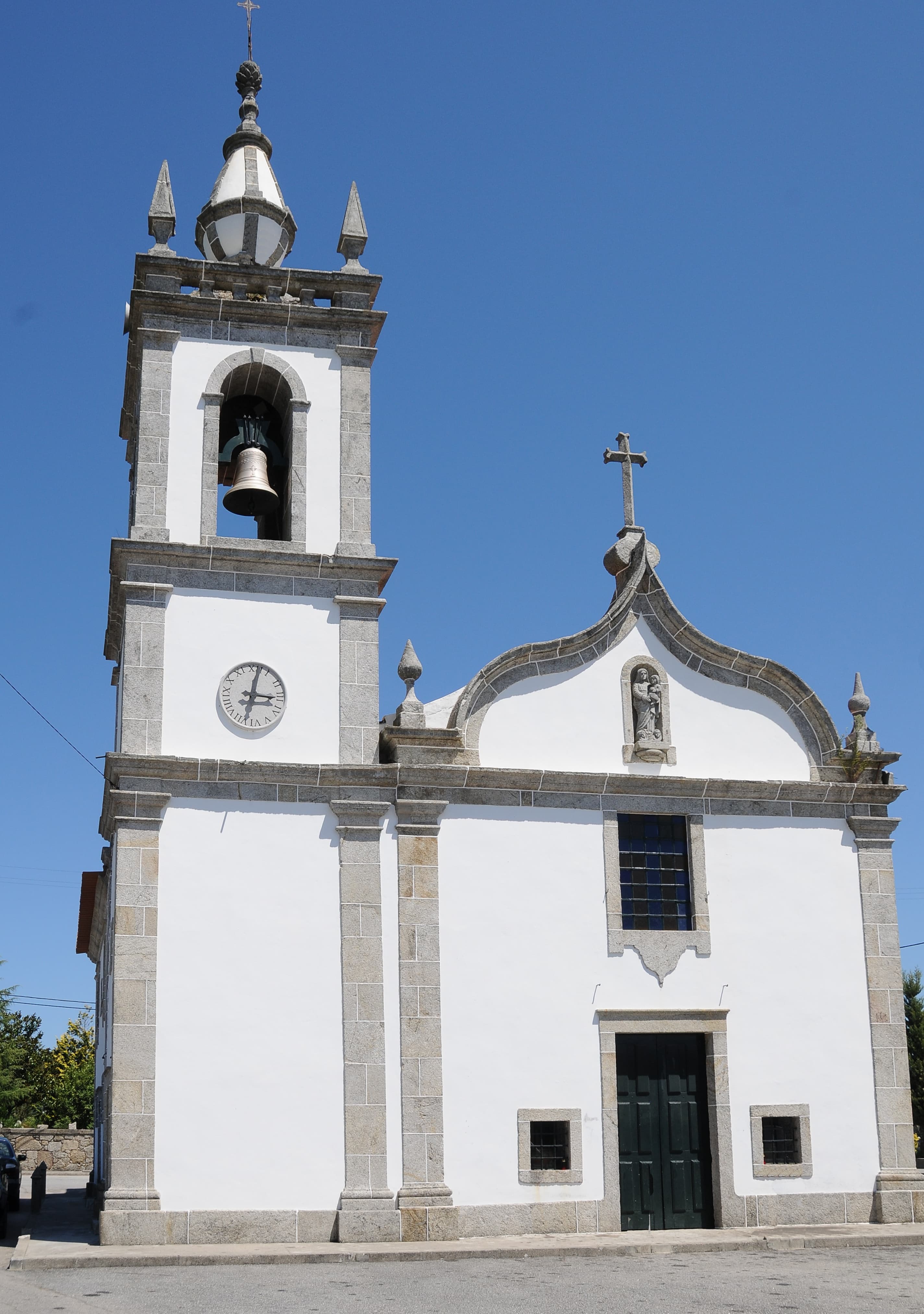 Igreja Paroquial de Perelhal