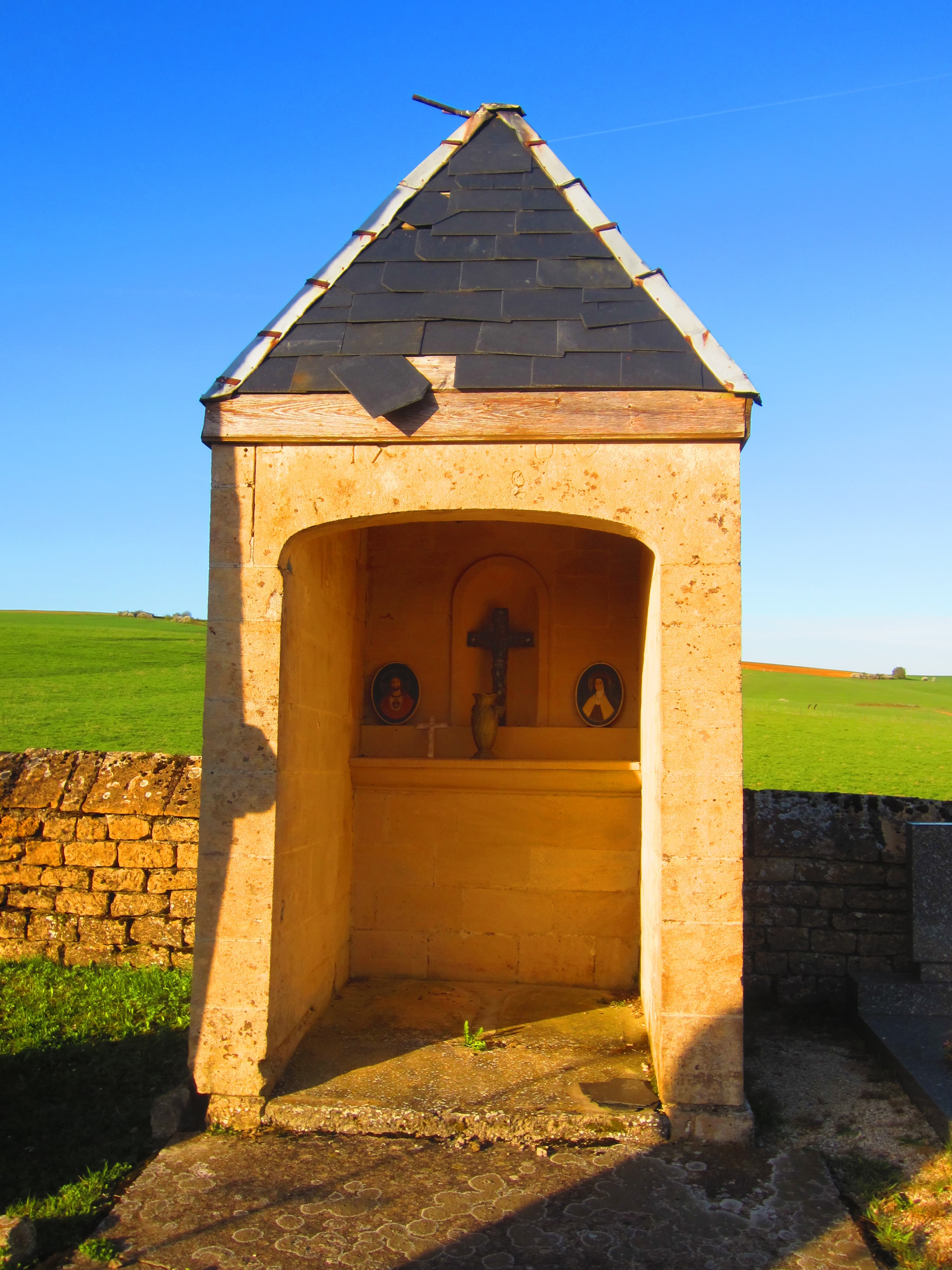 Chapelle du cimetière de Petit-Failly