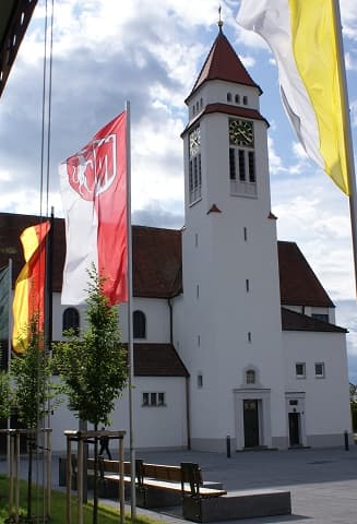 Pfarrkirche St. Maria von der immerwährenden Hilfe
