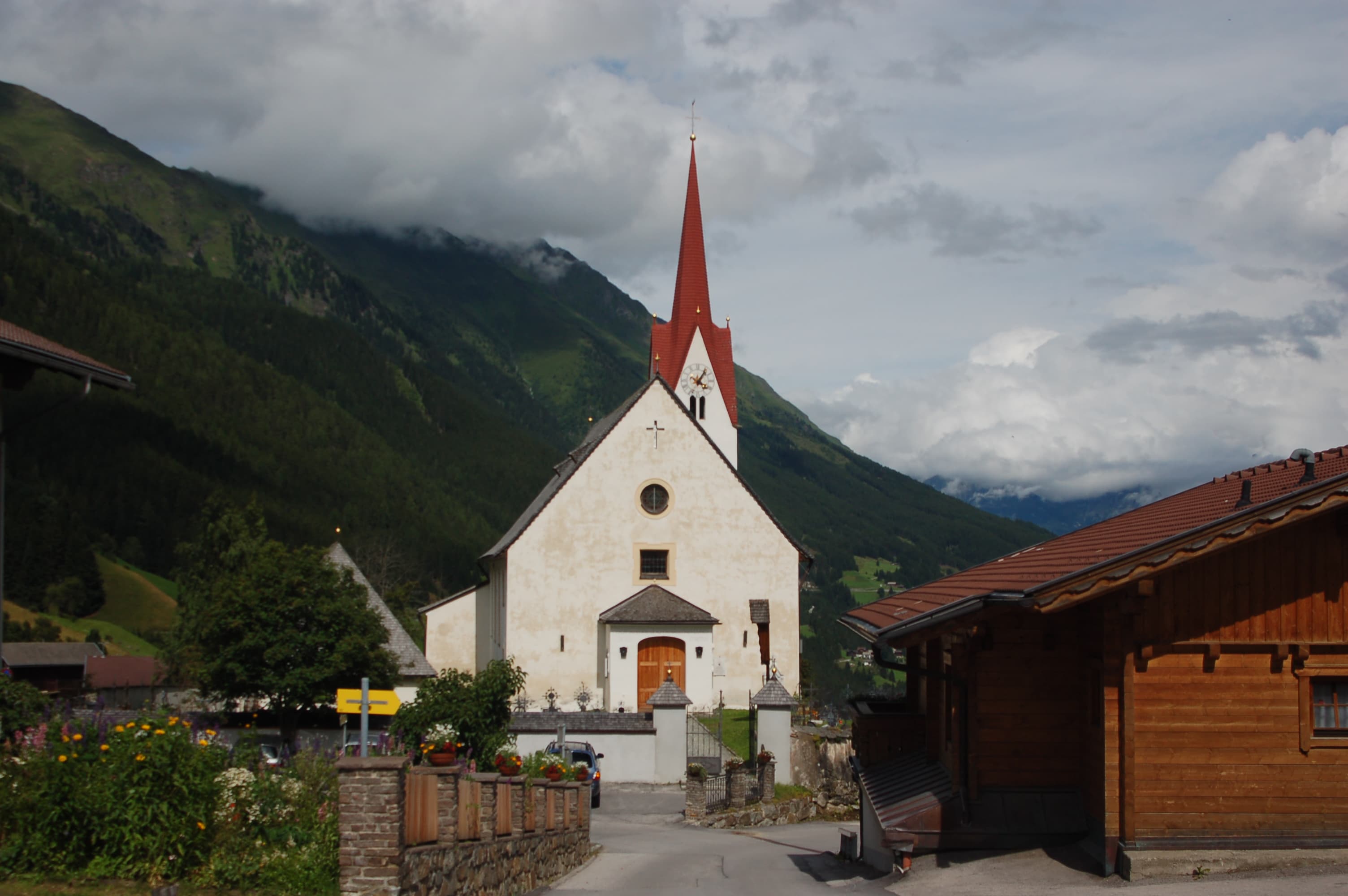 Pfarrkirche St. Veit in Defereggen