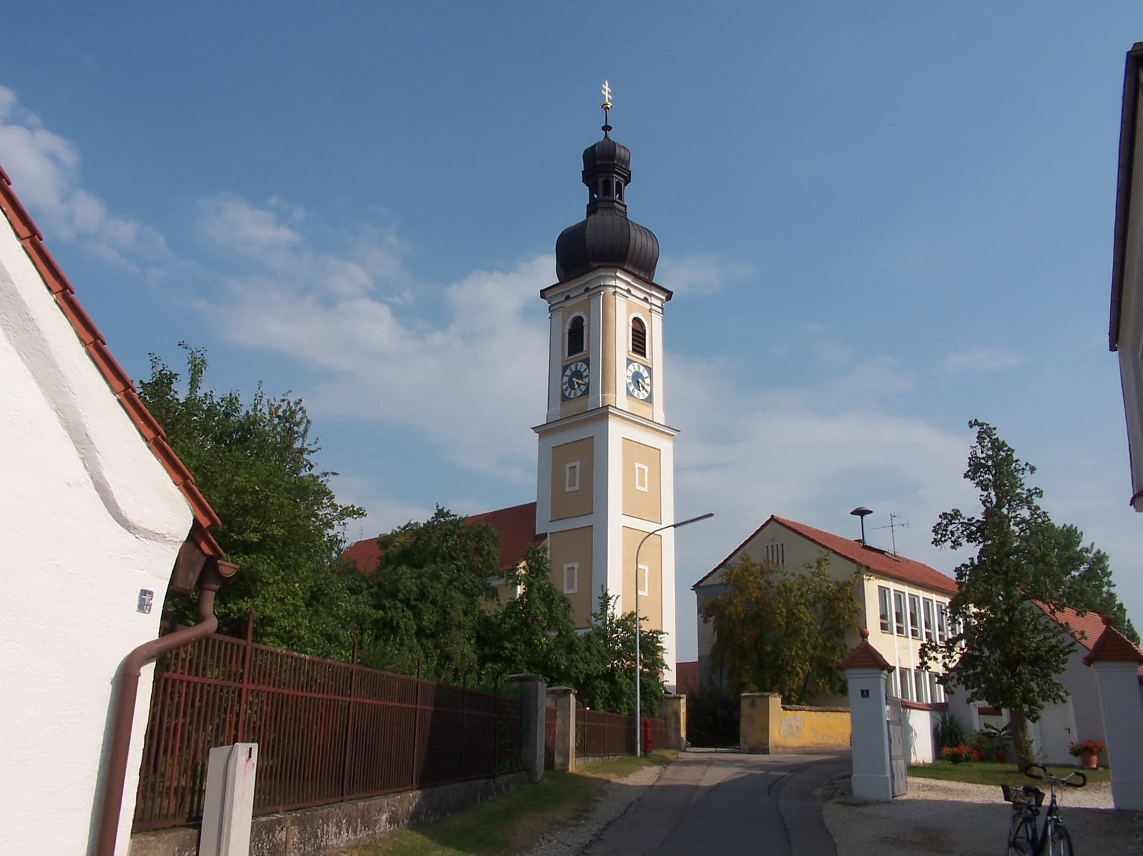 Mariä Geburt (Geisling)