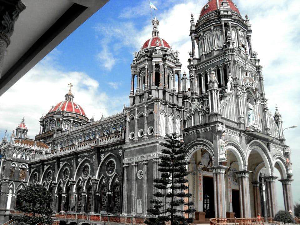 Phương Chính Church