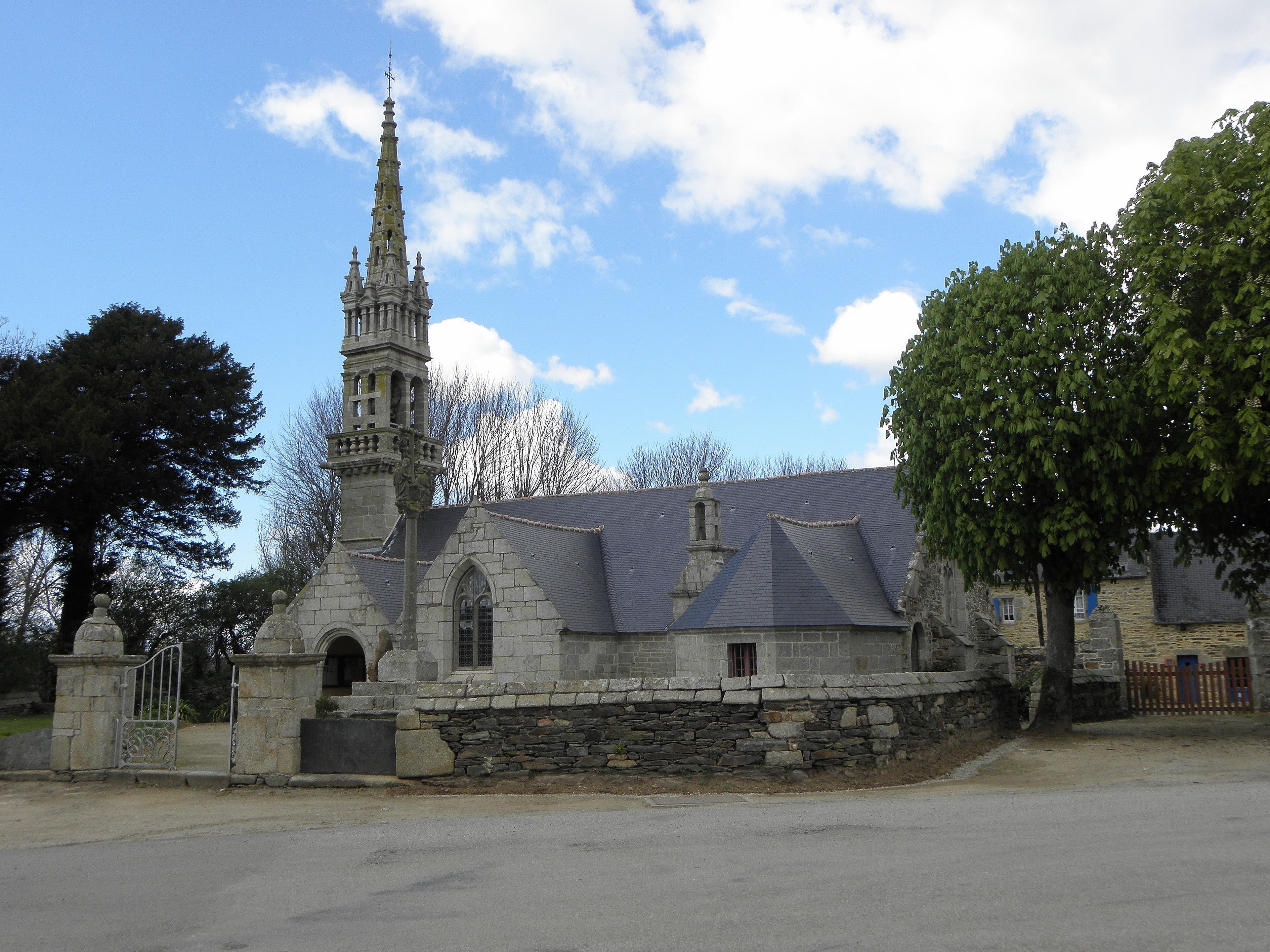 Église Saint-Méen de Ploéven