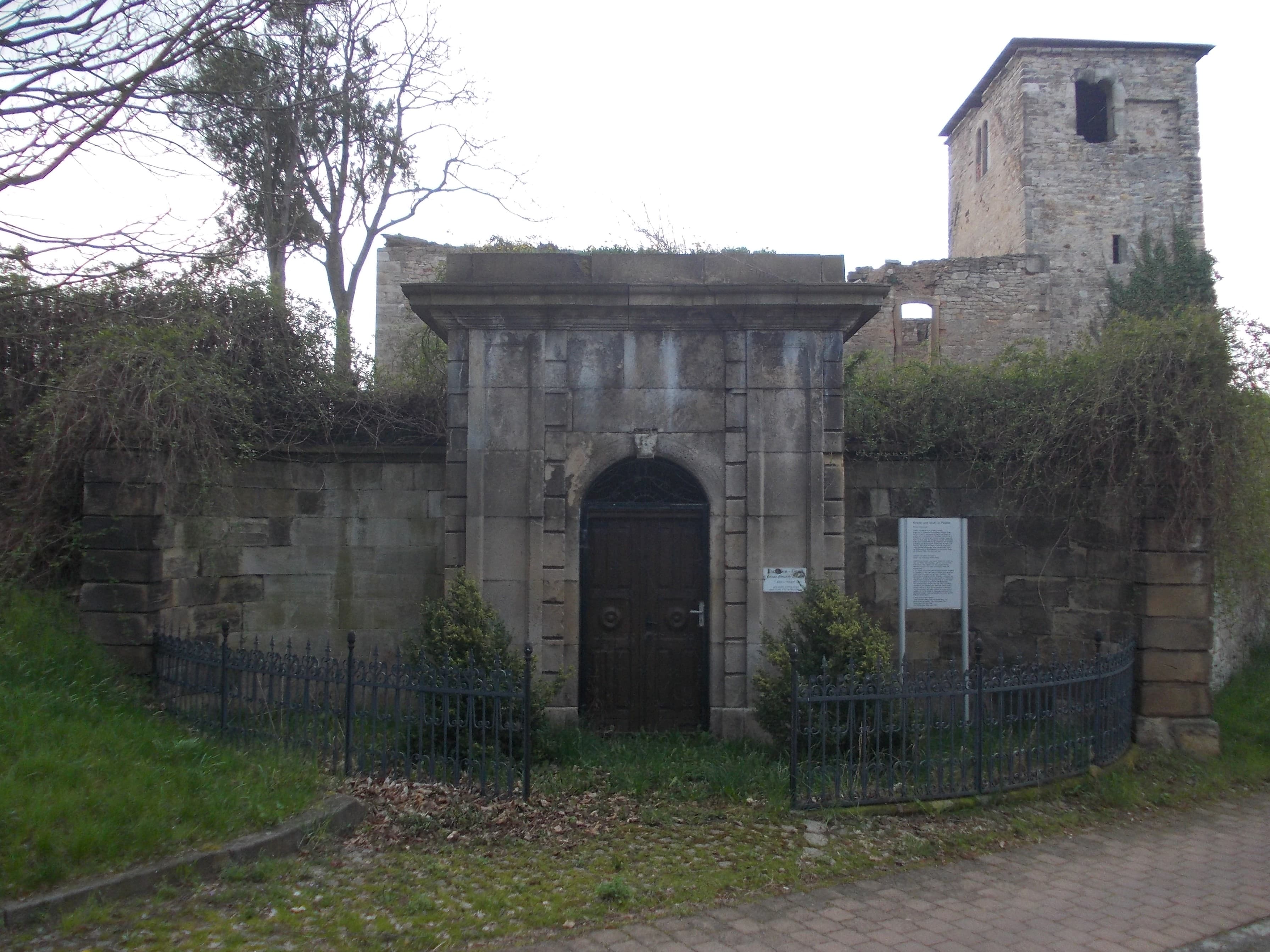 Protestant Church (Pobles)