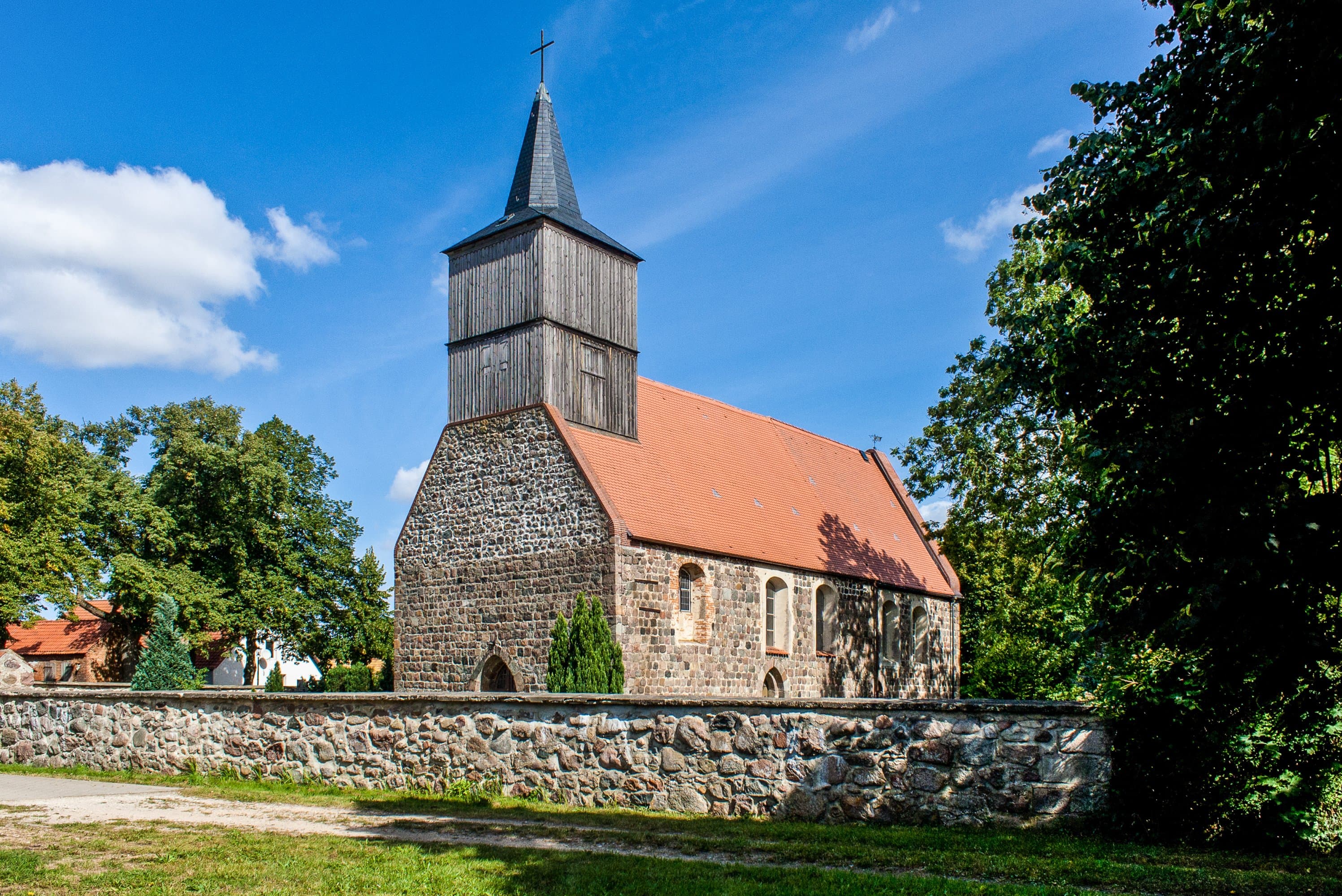 Church in Polßen