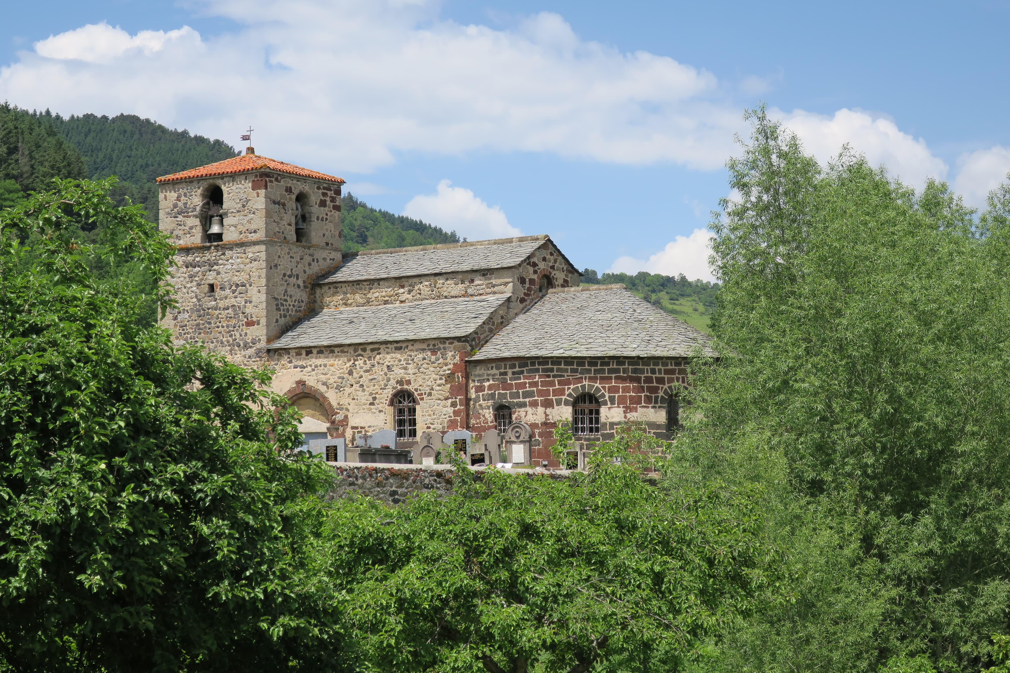 Église Saint-André de Prades (Haute-Loire)