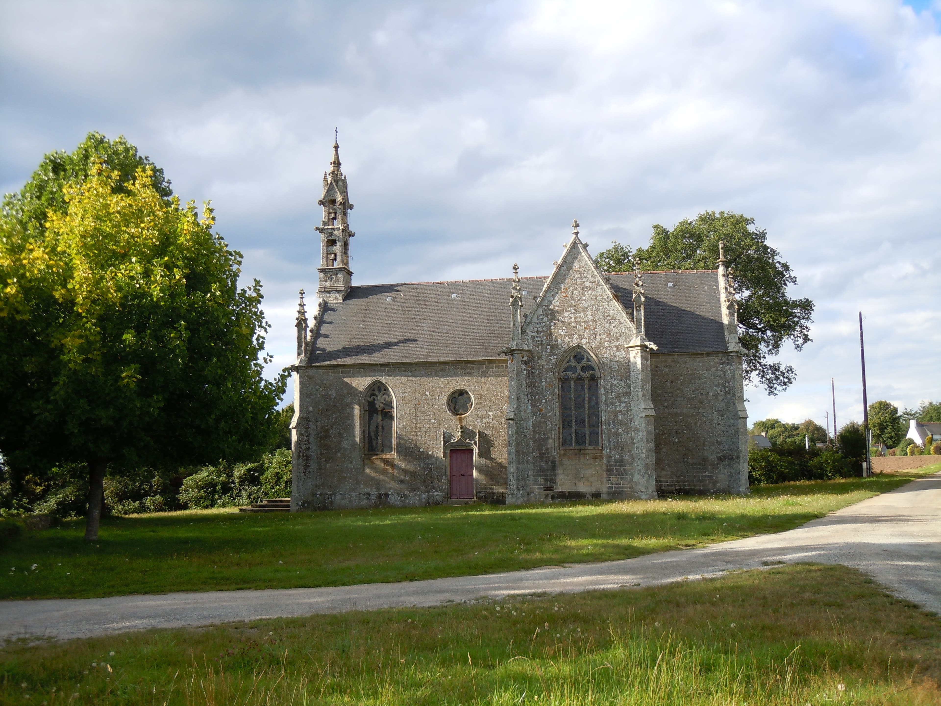 Chapelle Saint-Yves (Priziac)