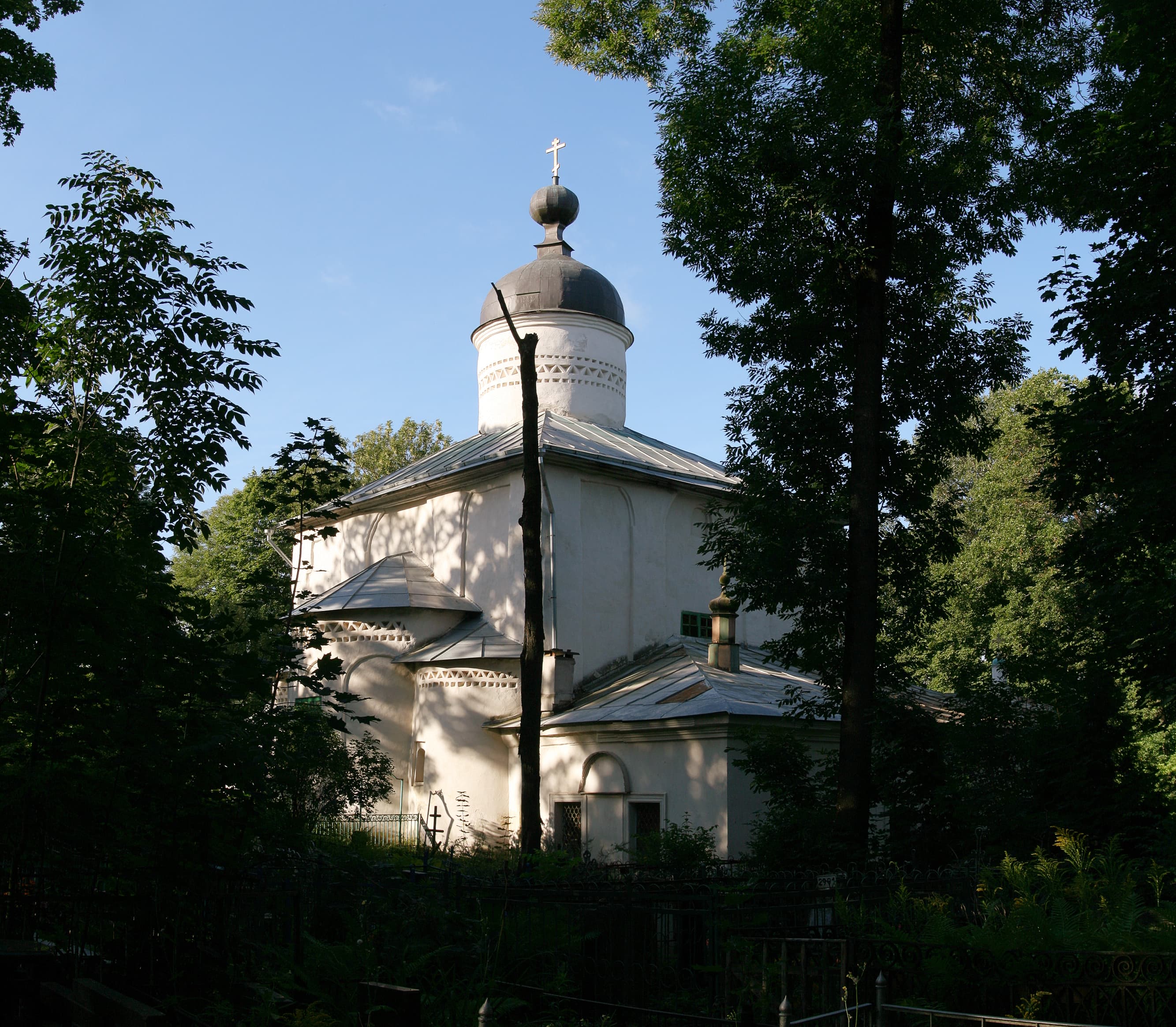 Saint Myrrhbearers Church, Pskov