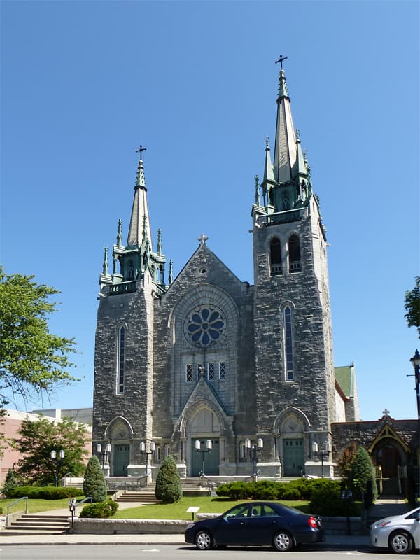 Église Sainte-Famille de Granby