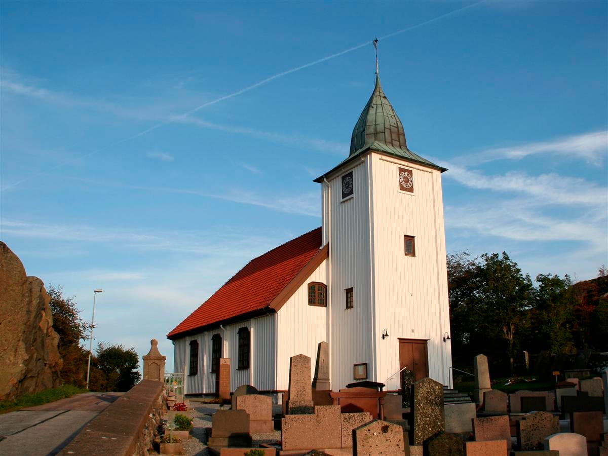 Rönnäng Church
