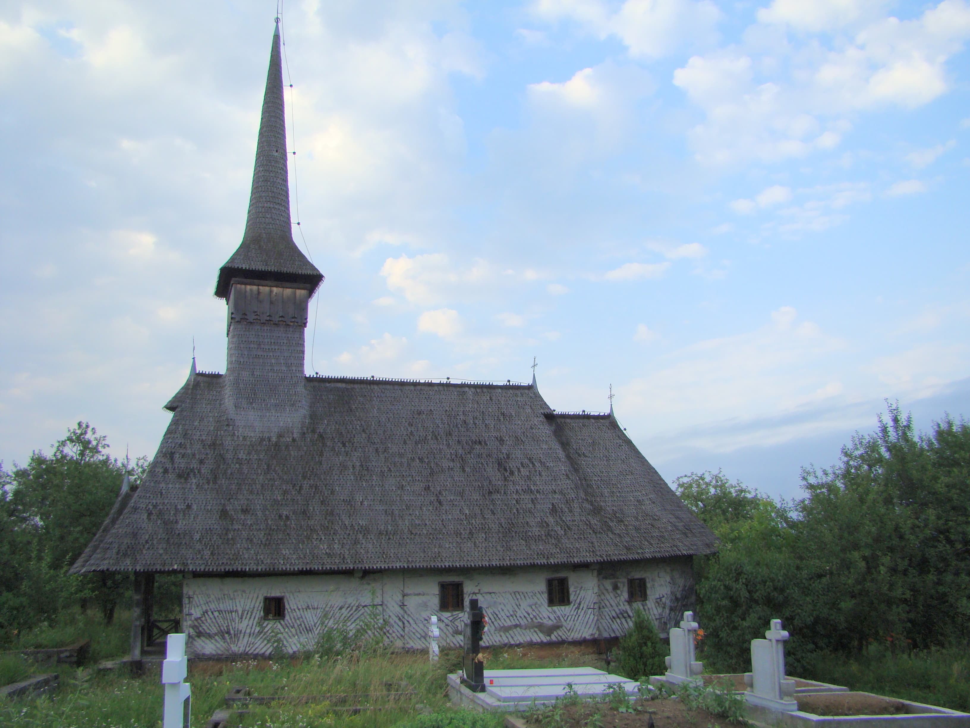 Archangels' wooden church in Culcea, Maramureș