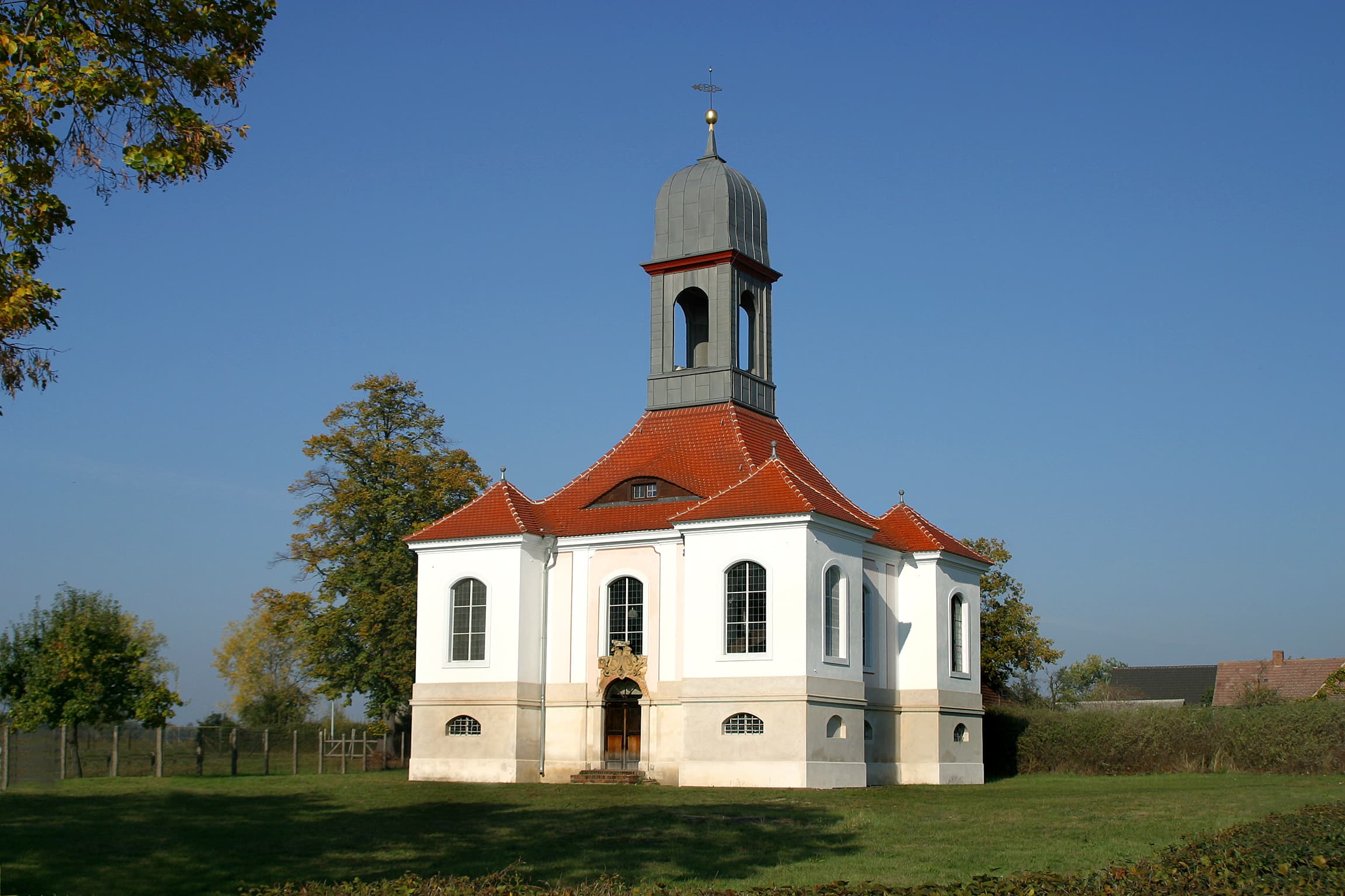 Manor chapel Reuden