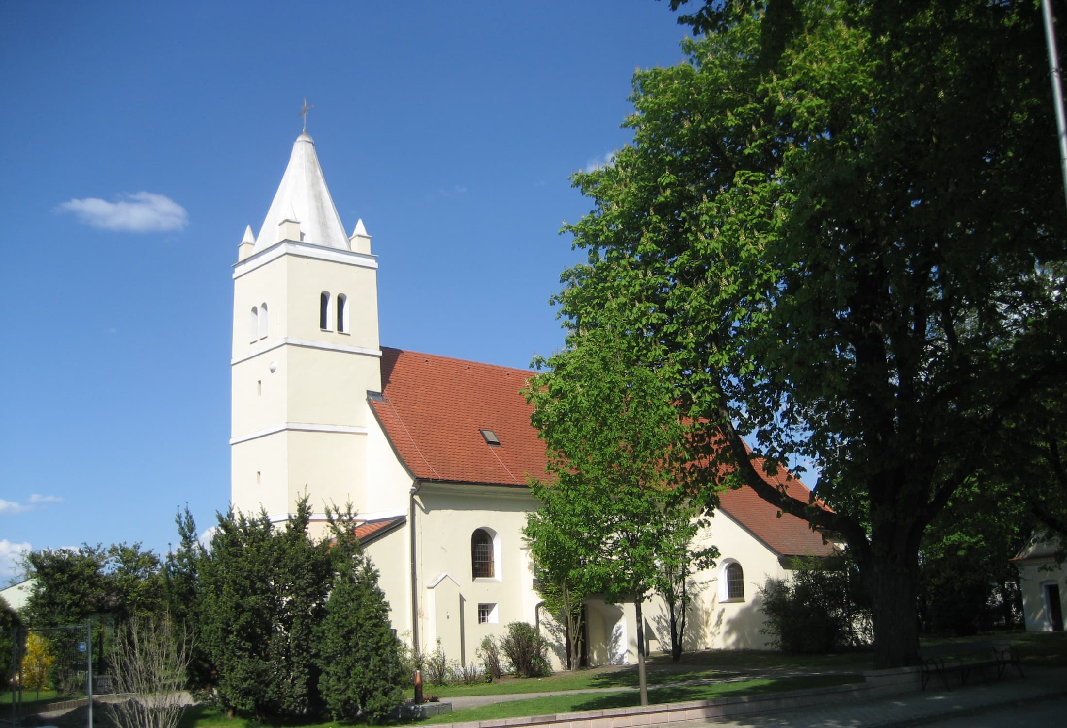 Holy Trinity Church (Ringelsdorf)