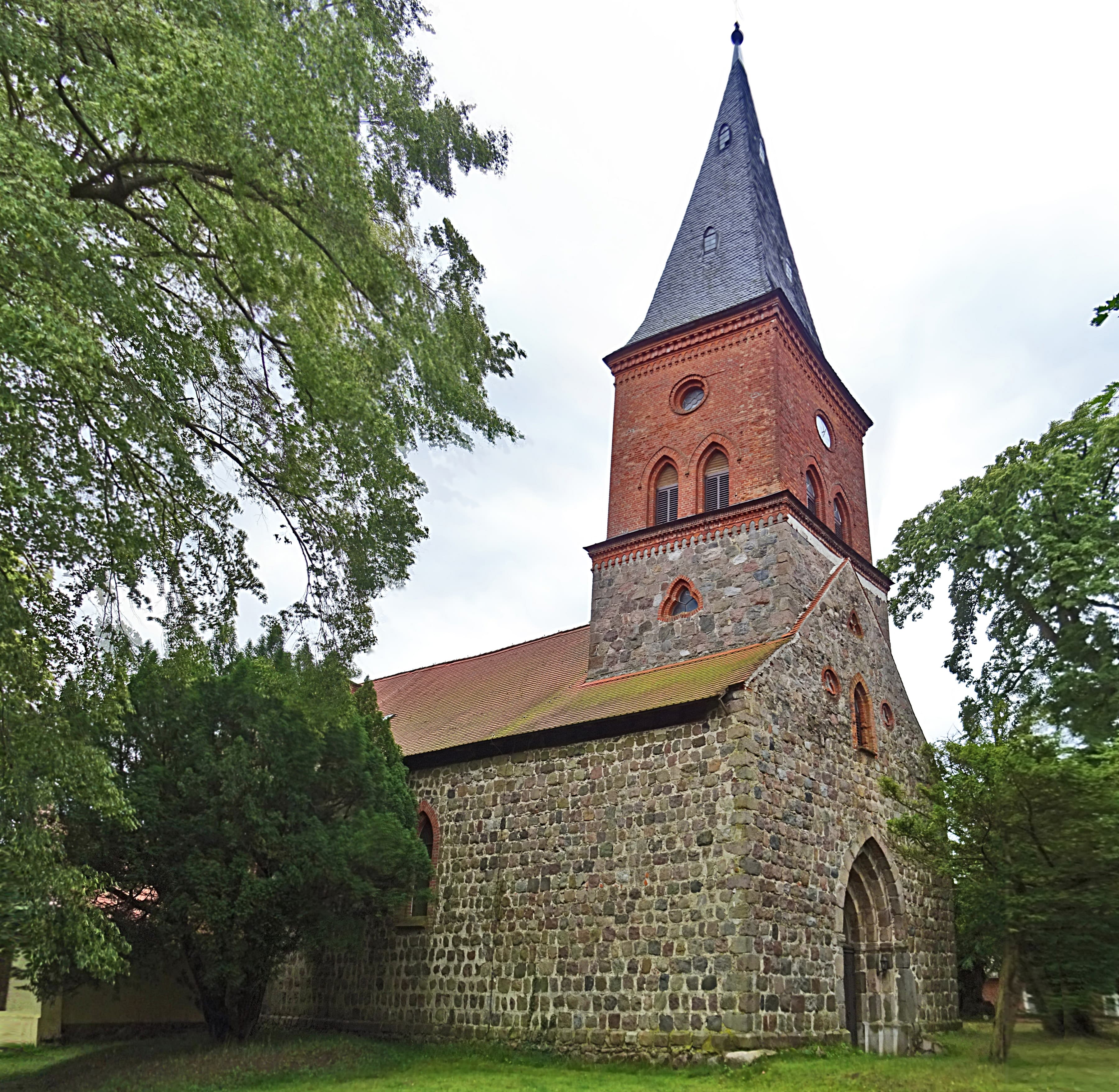 Ringenwalde church