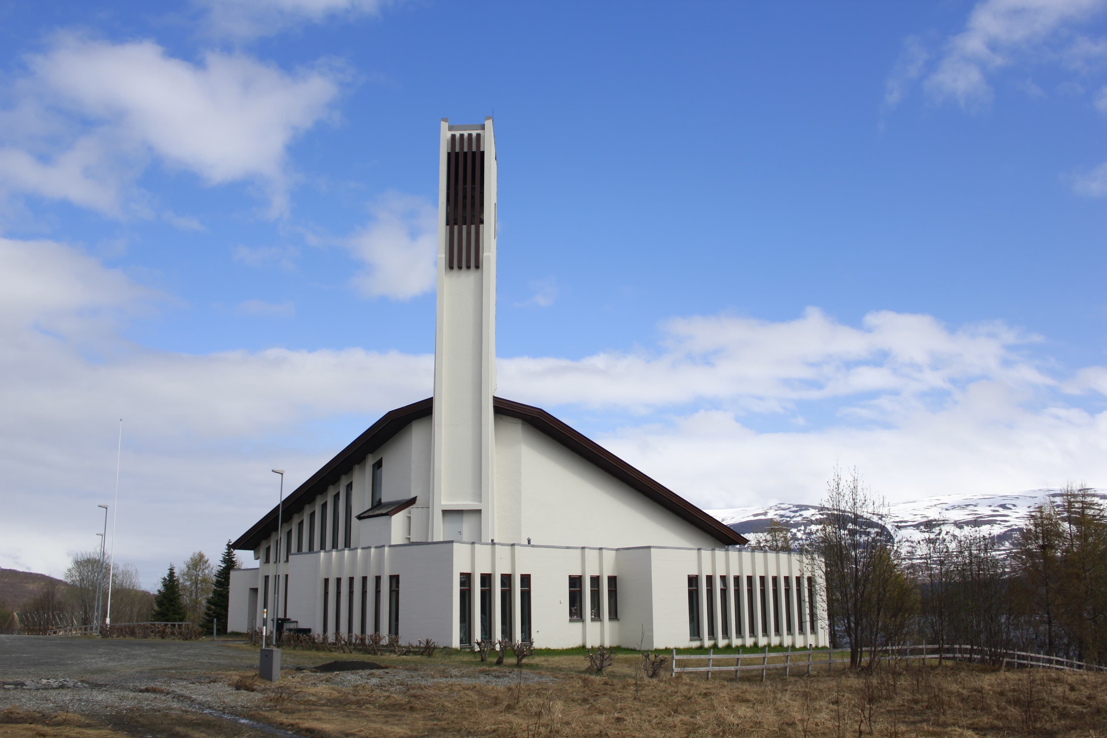 Ringvassøy Church