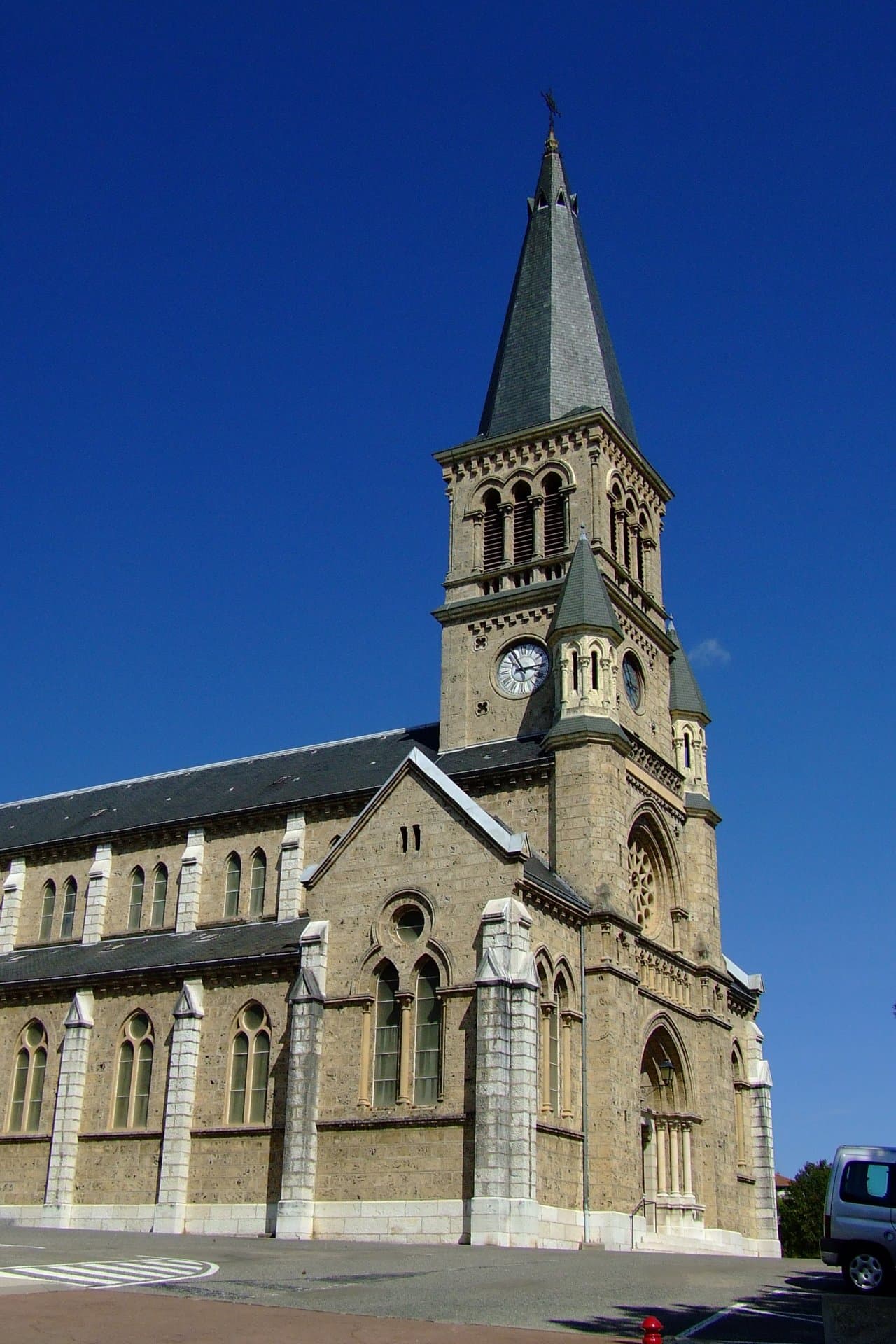 église de Rives (Isère)