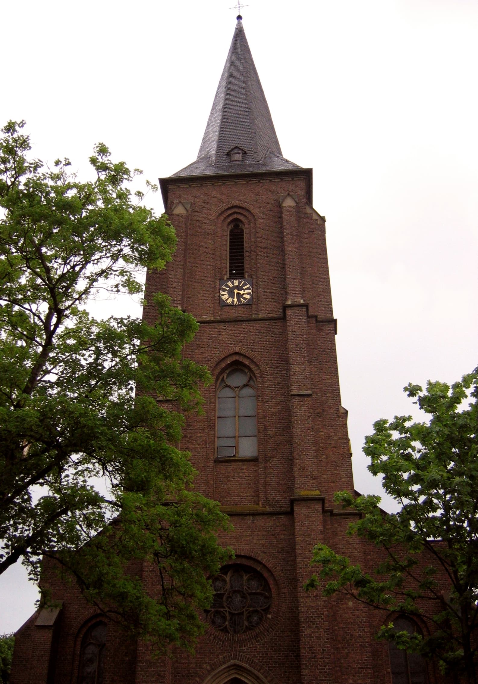 St. Maternus (Köln-Rodenkirchen)