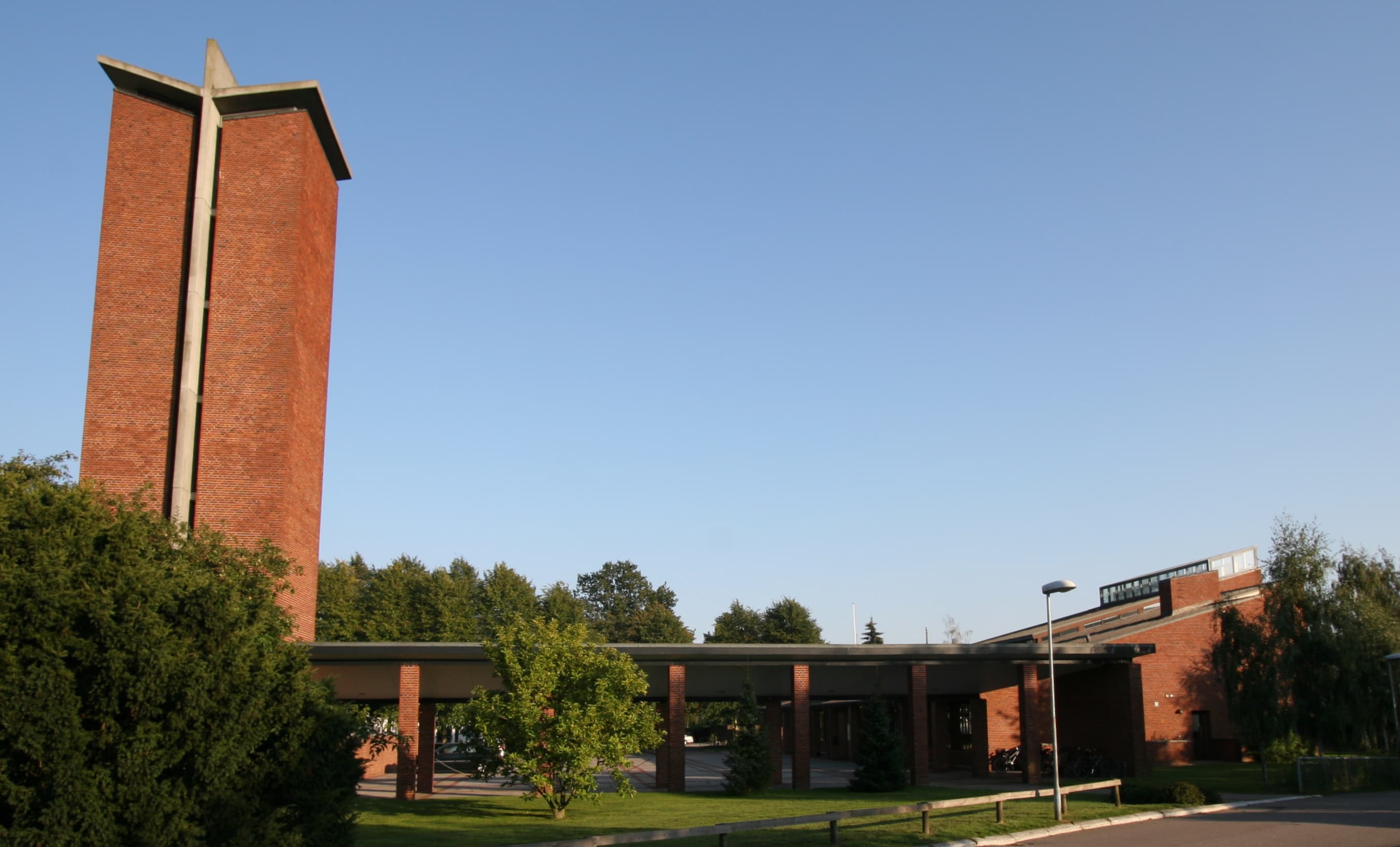 Rønnevang Church