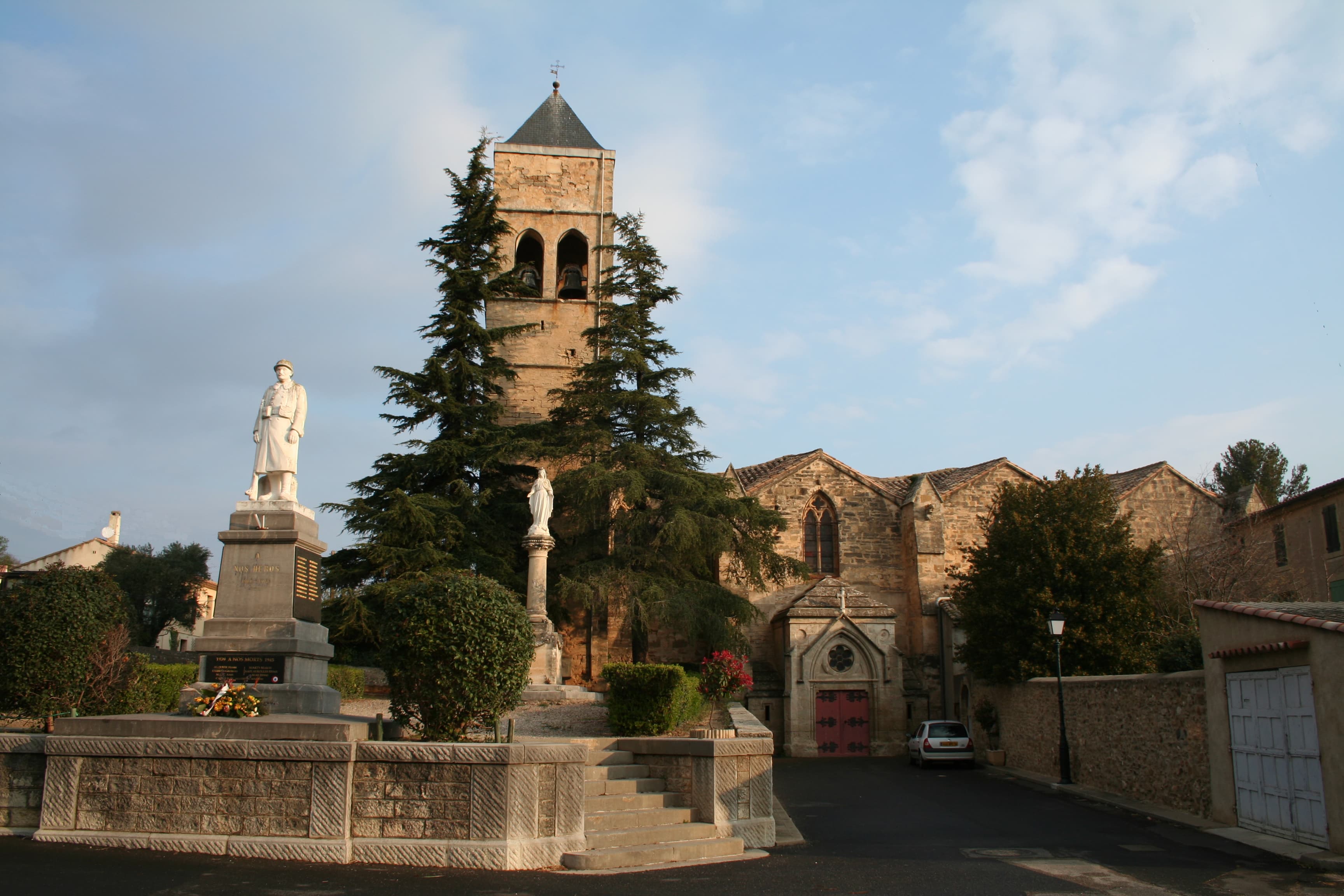 Église Saint-Laurent de Roujan