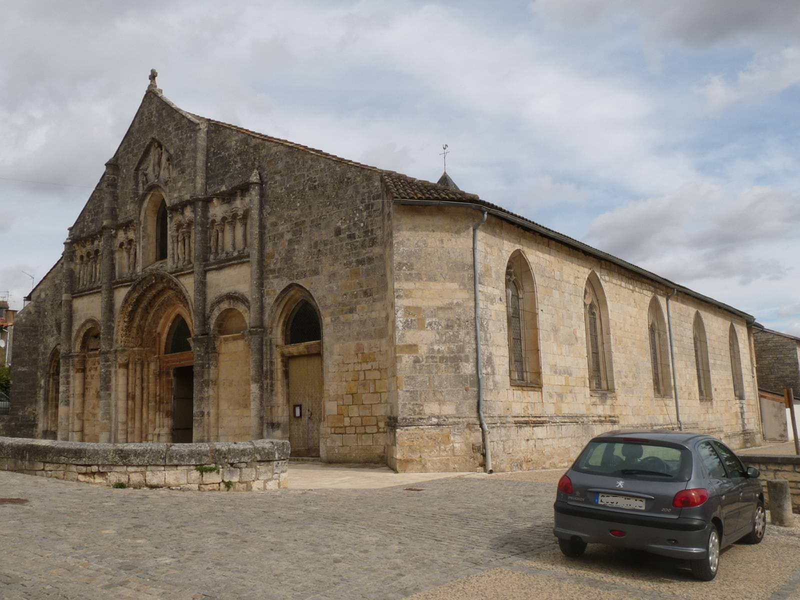 église Saint-André de Ruffec