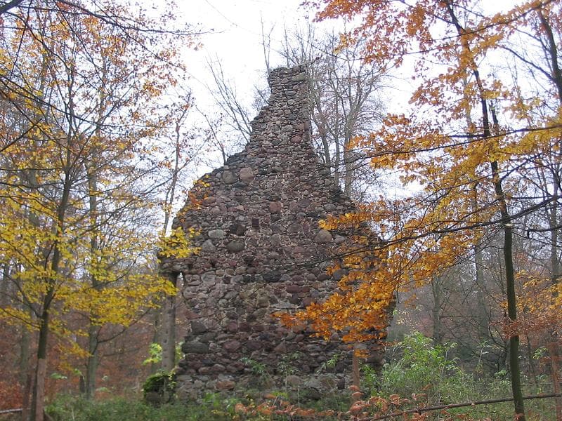 Schleesen church ruin