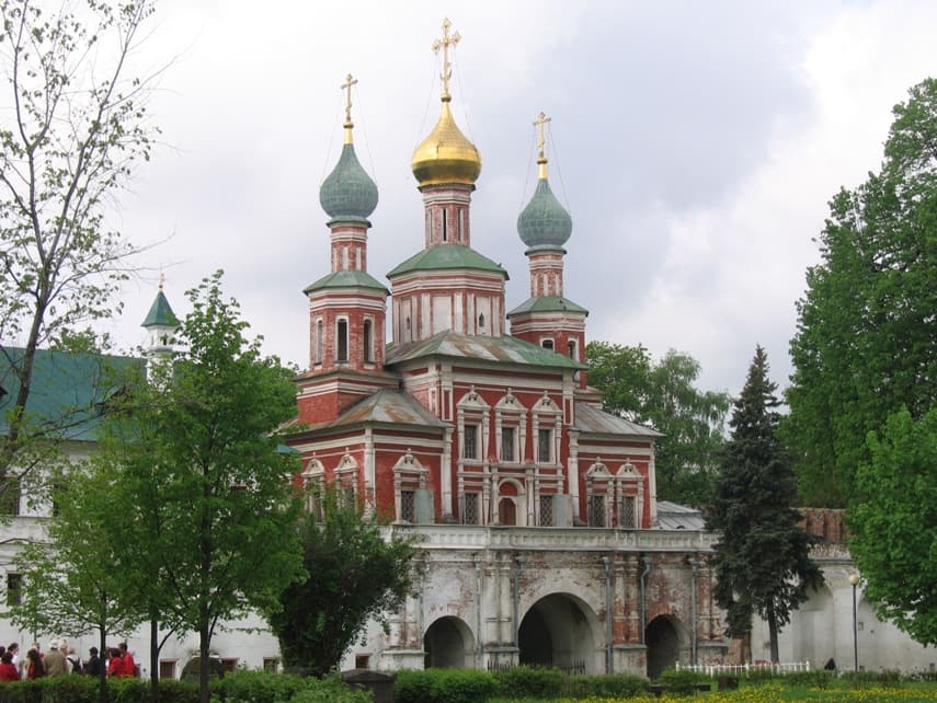 South Gate with the Church of the Protection of the Theotokos (Novodevichy Convent)