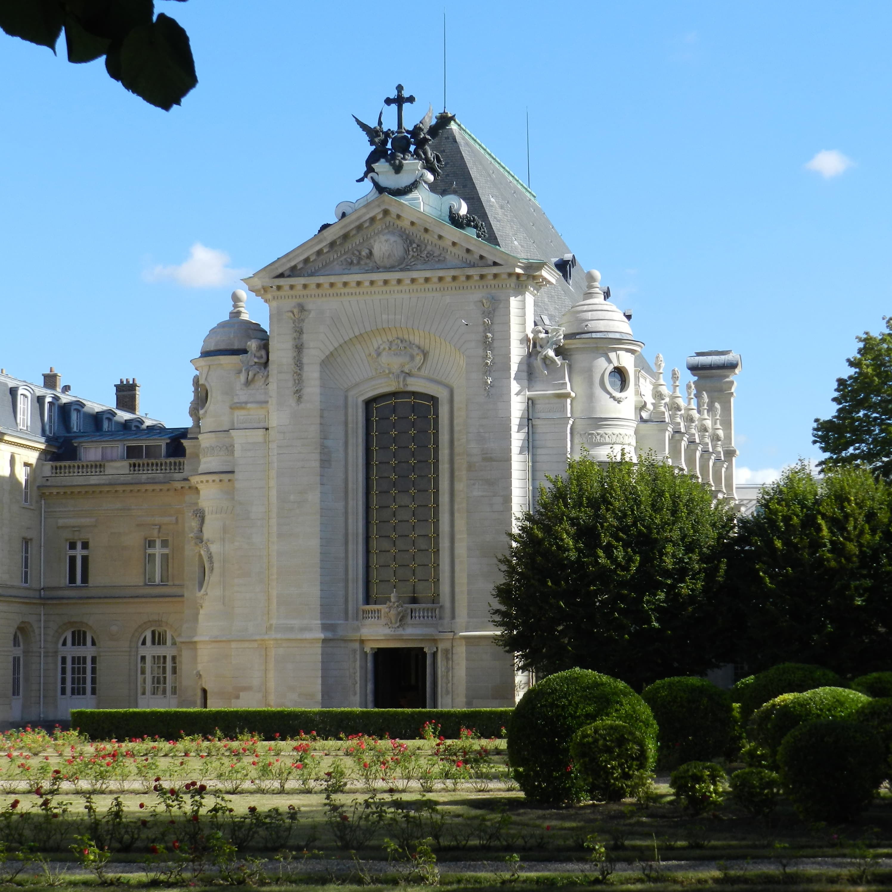 Grand chapel of Saint-Sulpice Seminary in Issy-les-Moulineaux