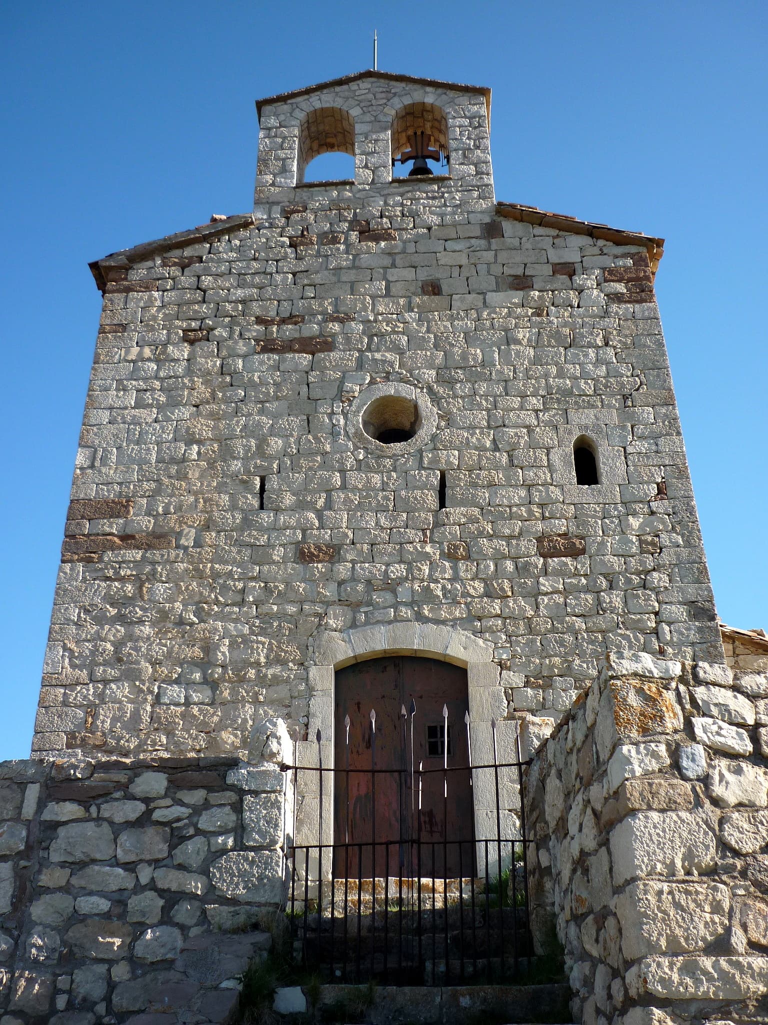 Sant Pere de Montcalb