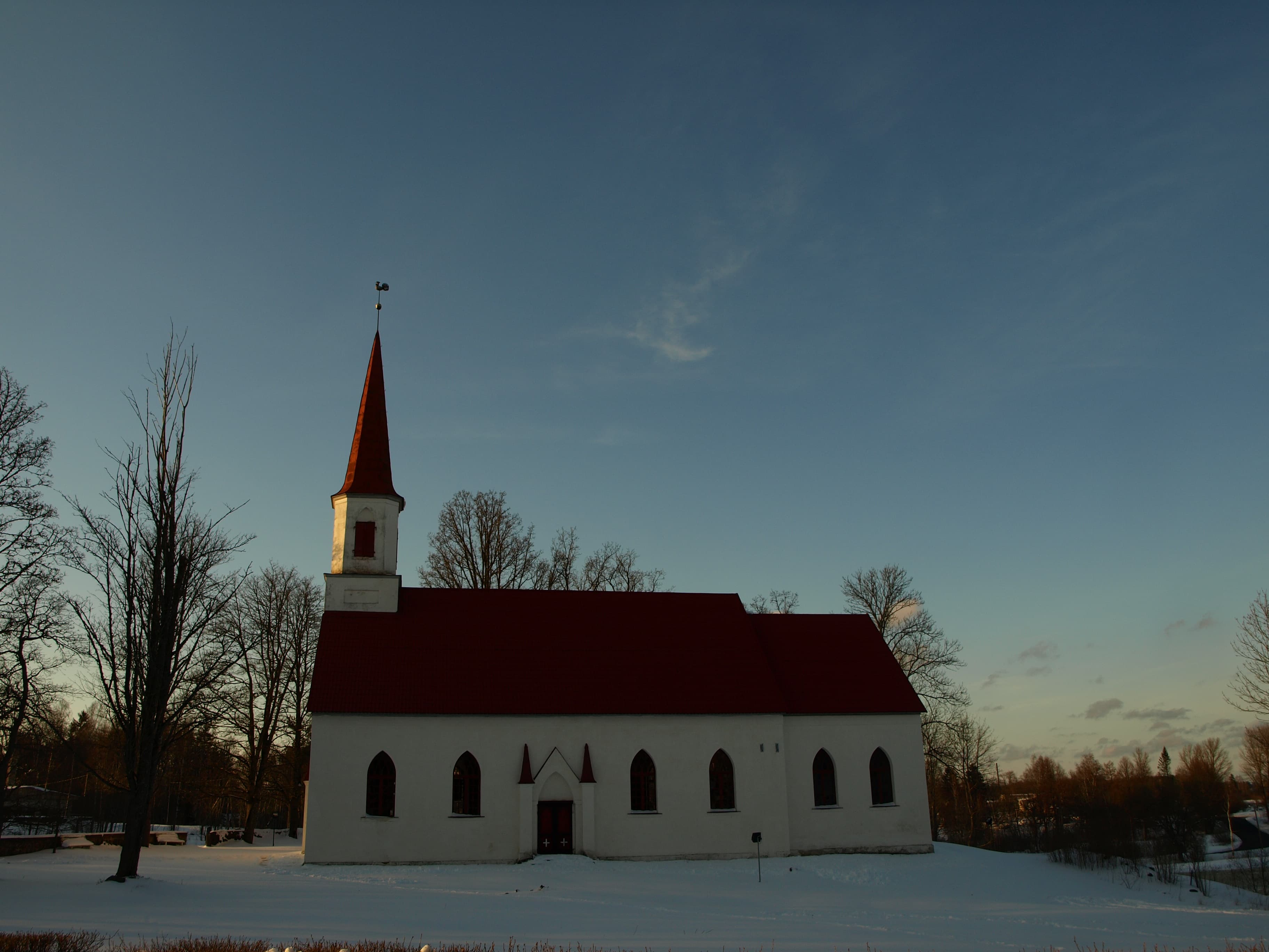 Saarde Church