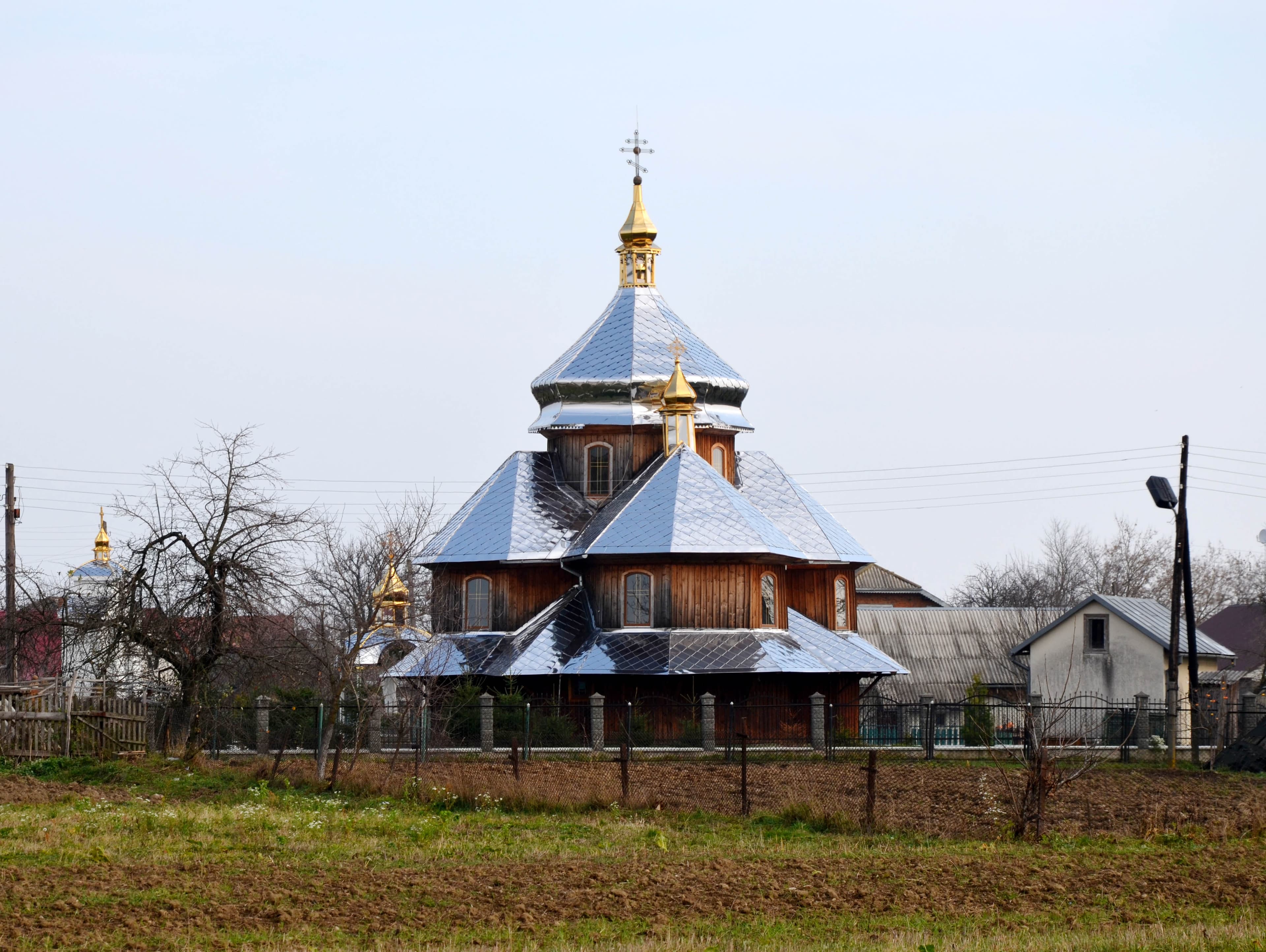 Saint George church, Luh