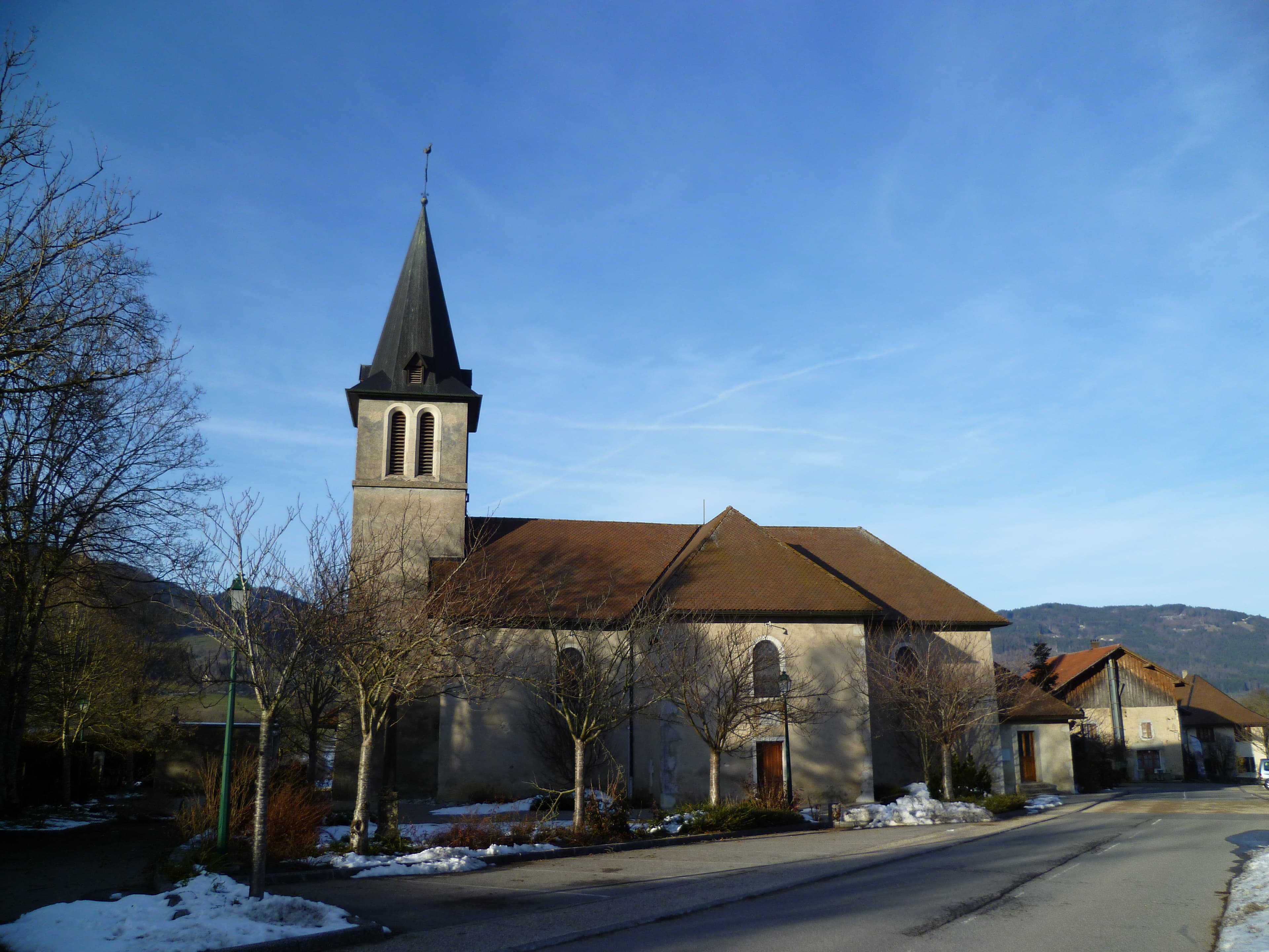 Église Saint-André de Saint-André-de-Boëge